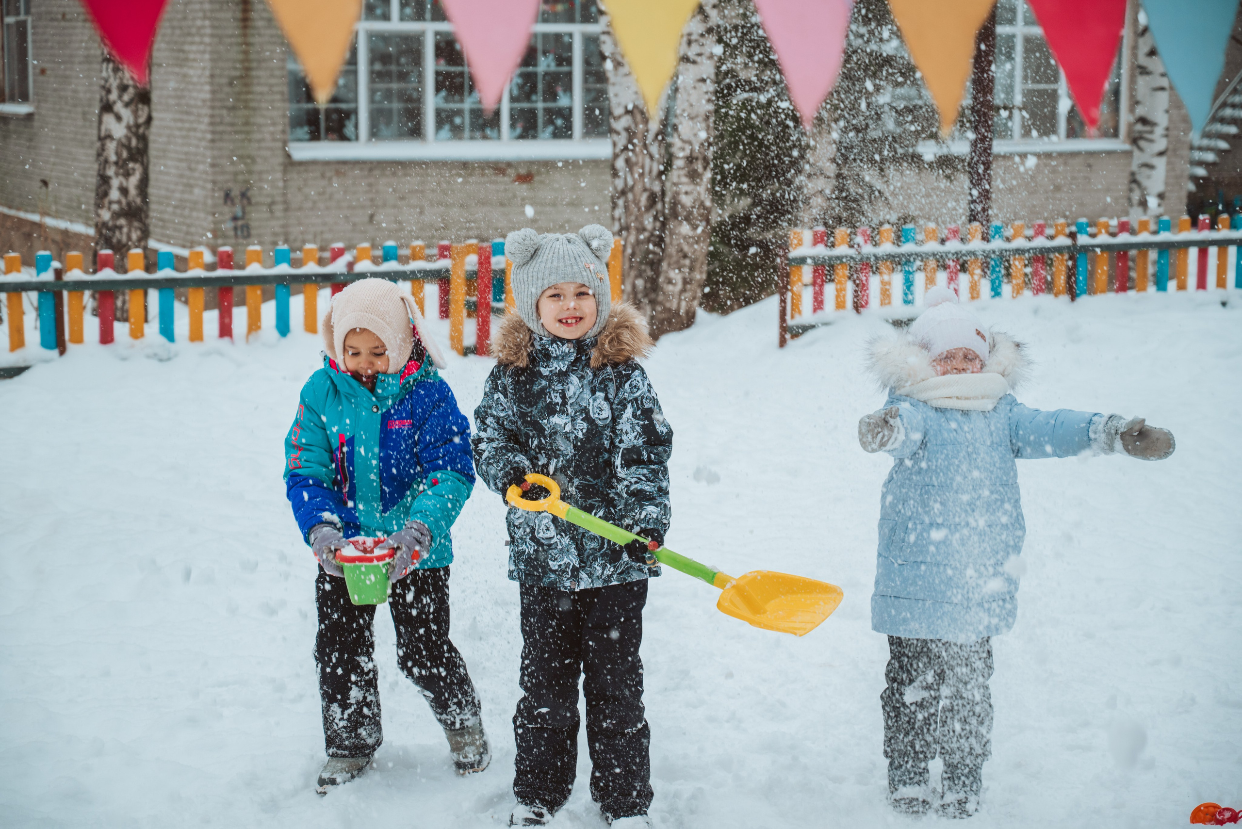 Детский сад. Фото. Современные выпускные альбомы. Воткинск