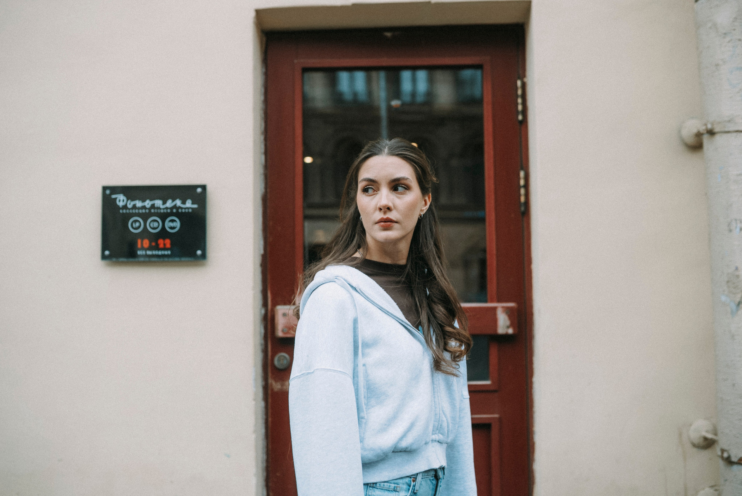 2026. Стрит-фотография, полная абсурда, идиотизма и красоты