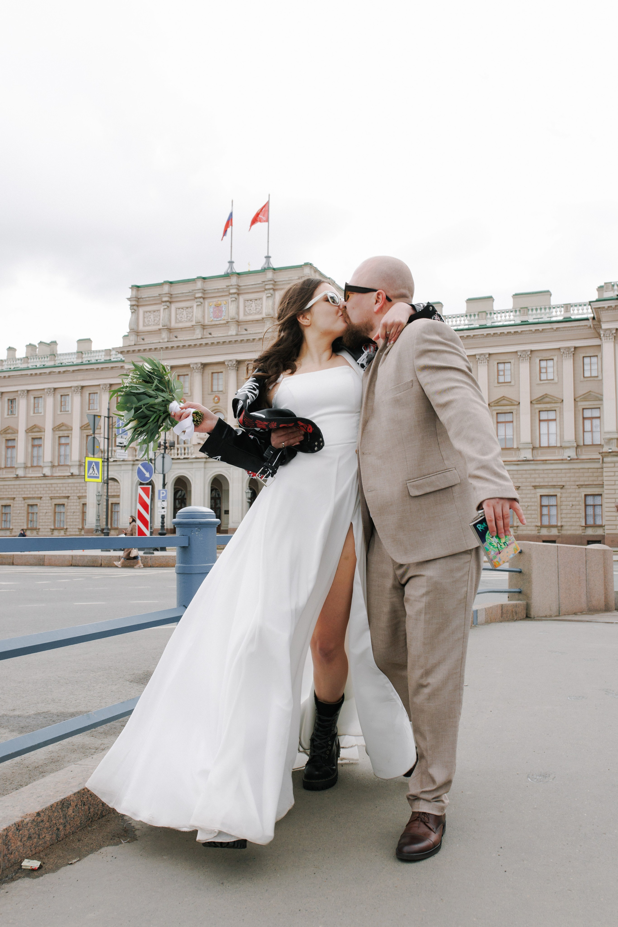 Два образа на этих снимках. Свадебный фотограф СПБ