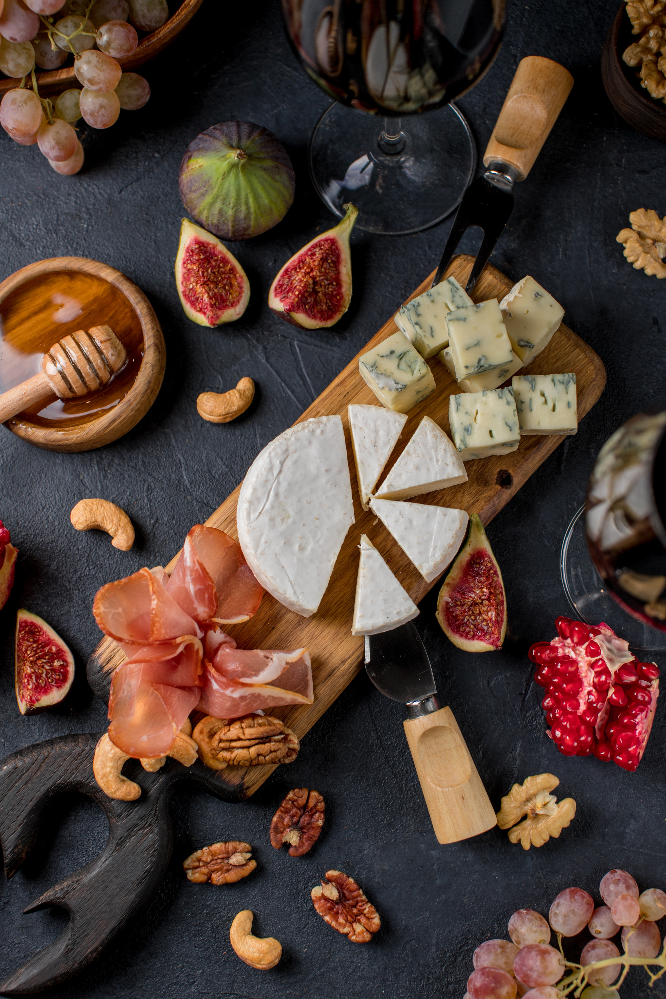 сырная тарелка, фуд-фото, осенний натюрморт, фуд-фотограф