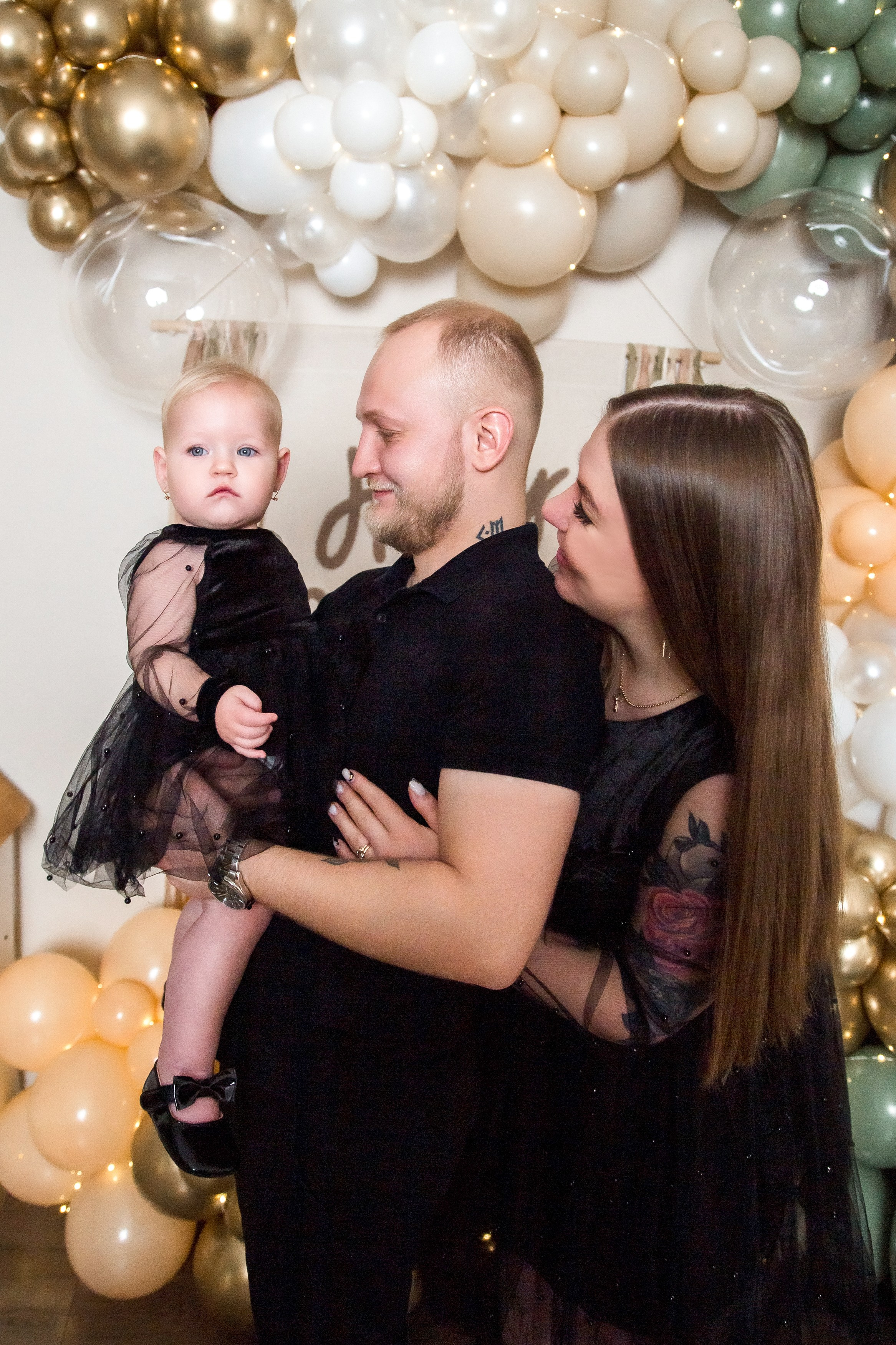 Мии 1 годик. Портретный, семейный, свадебный фотограф в Брянске Маргарита Василькова