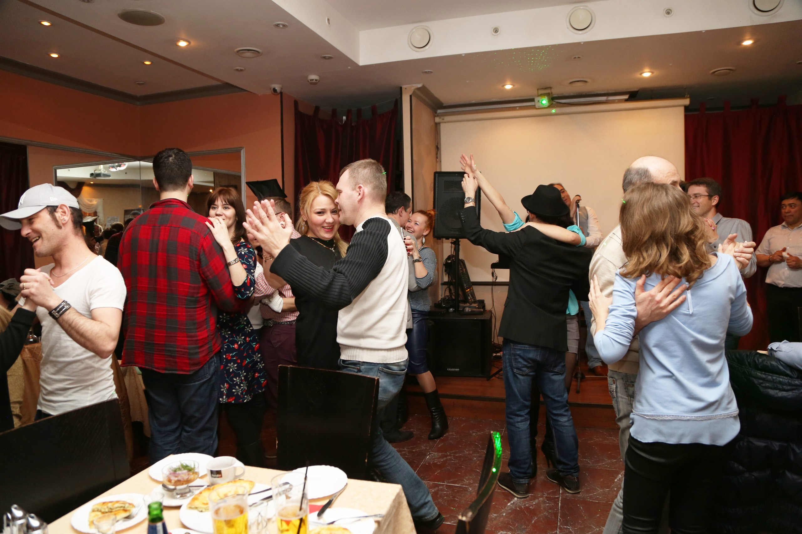 Музыкальная вечеринка. альбом 2 | 14.04.2017. Галерея Фантим