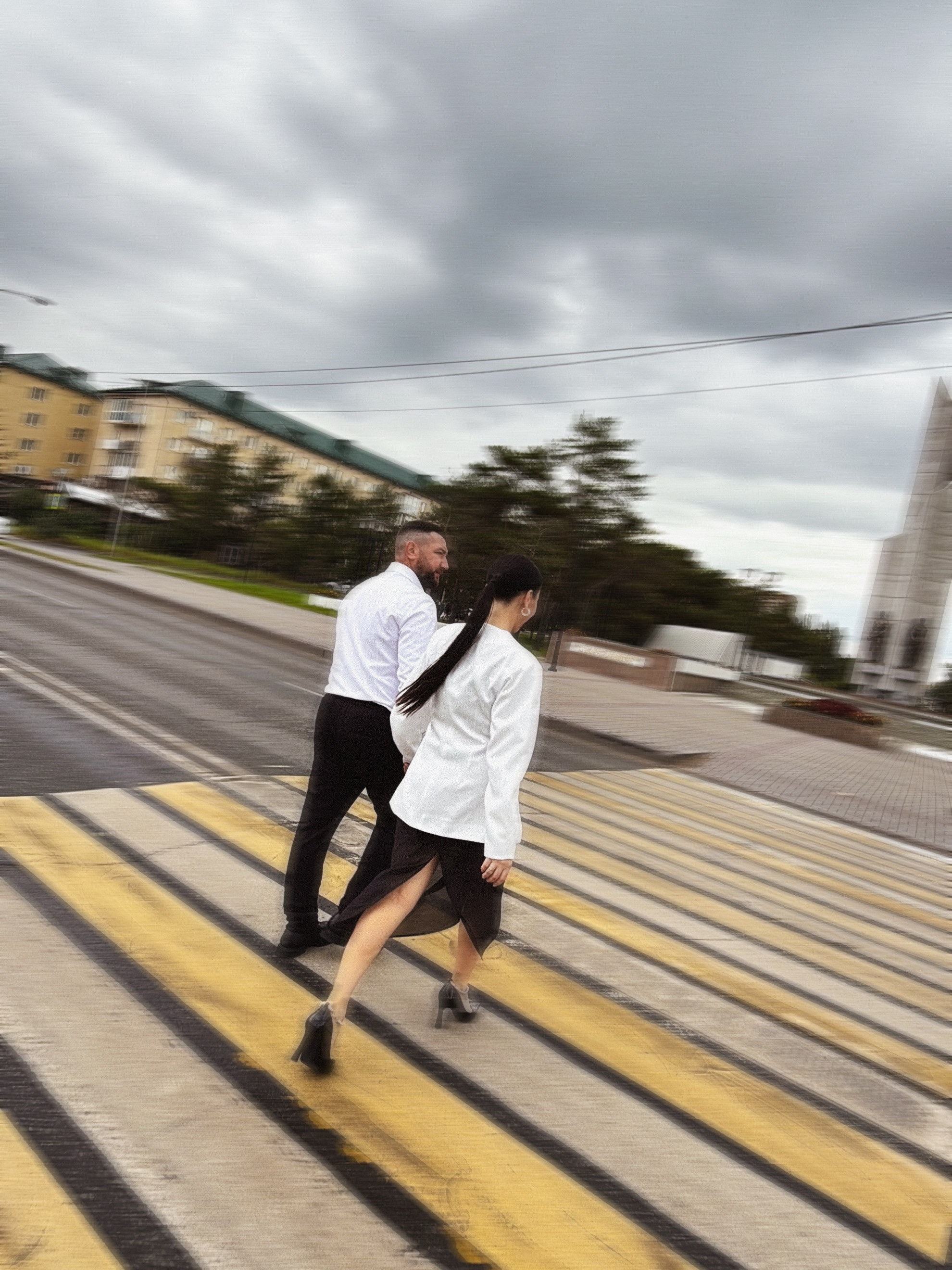 Оля и Вадим, съёмка на iPhone. Женский фотограф Омск, Екатерина Петрова