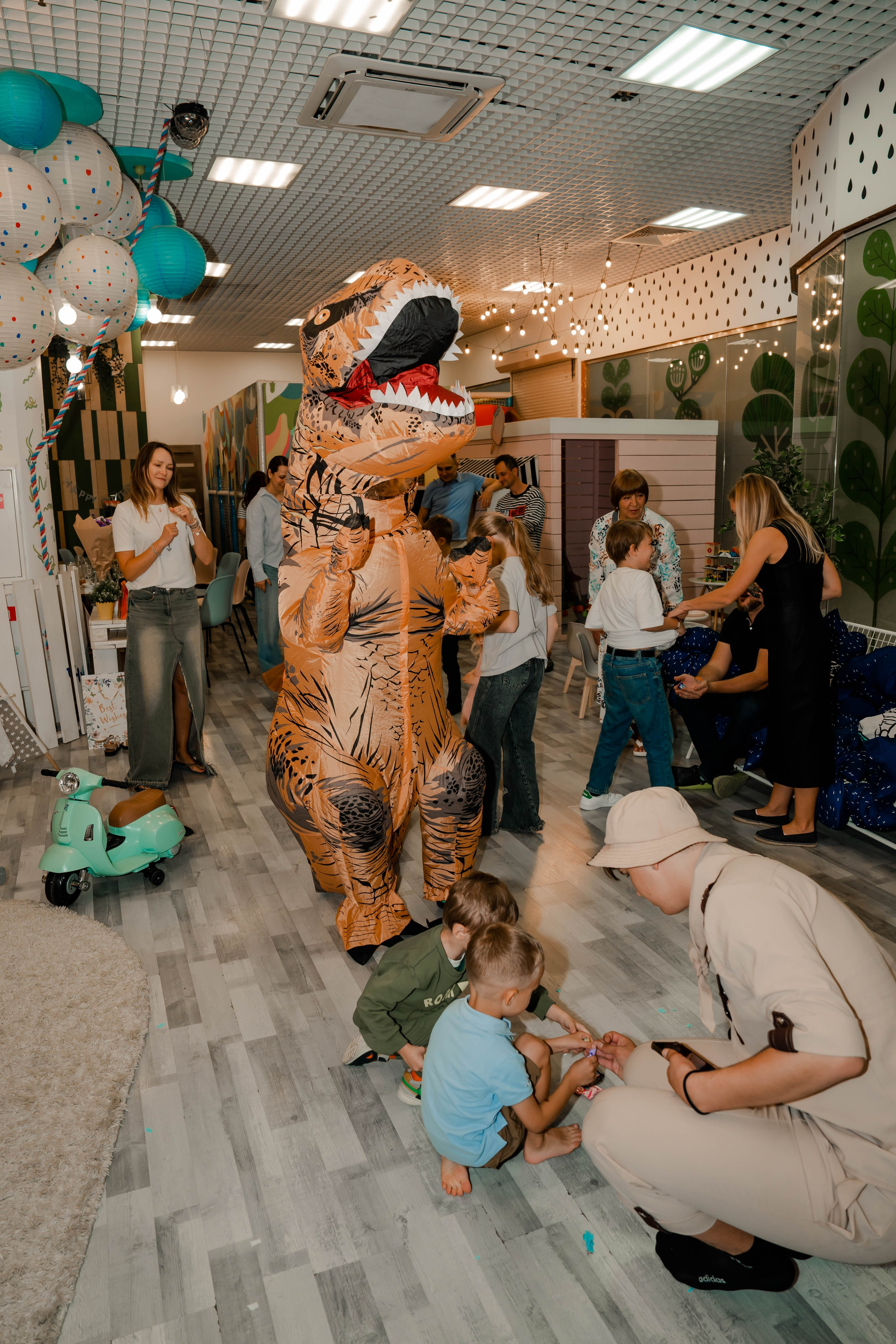 Грозный Тирекс. Крамер Юлиана детский и семейный фотограф