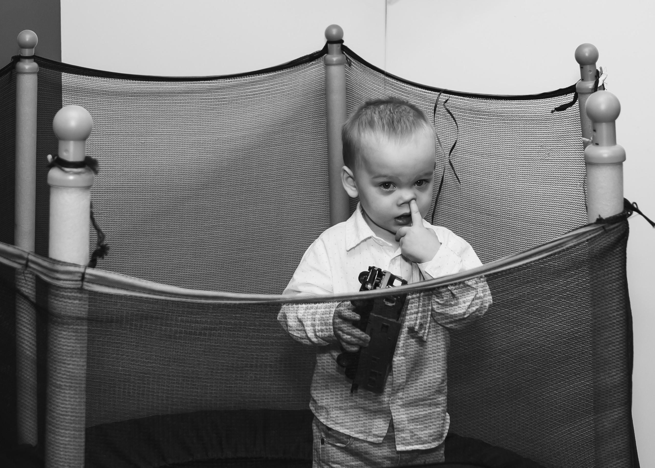 Карамелька в гостях у Романа. Крамер Юлиана детский и семейный фотограф