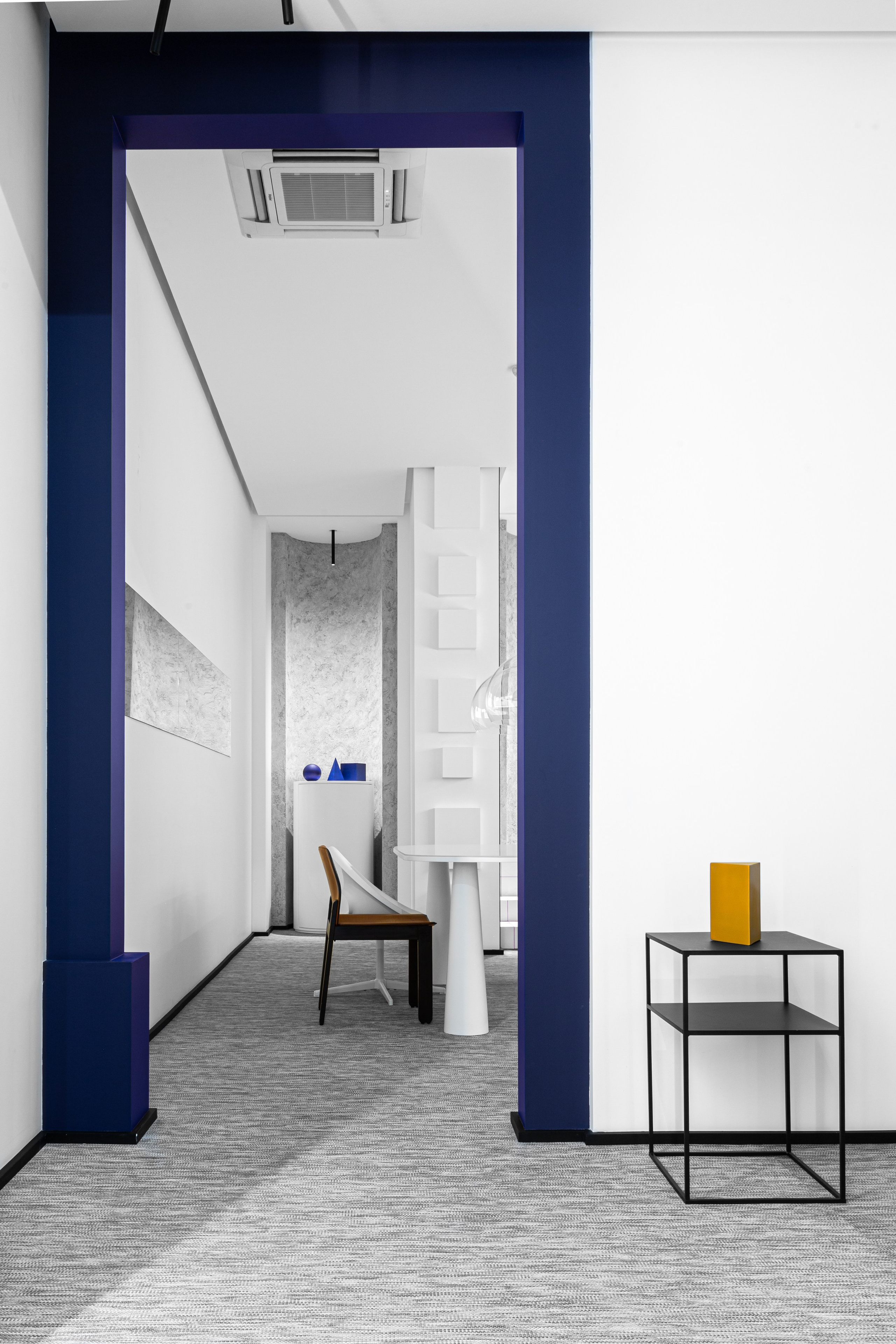 Topcoat Boutique Derufa. Интерьерный фотограф Краснодар Денис Педань