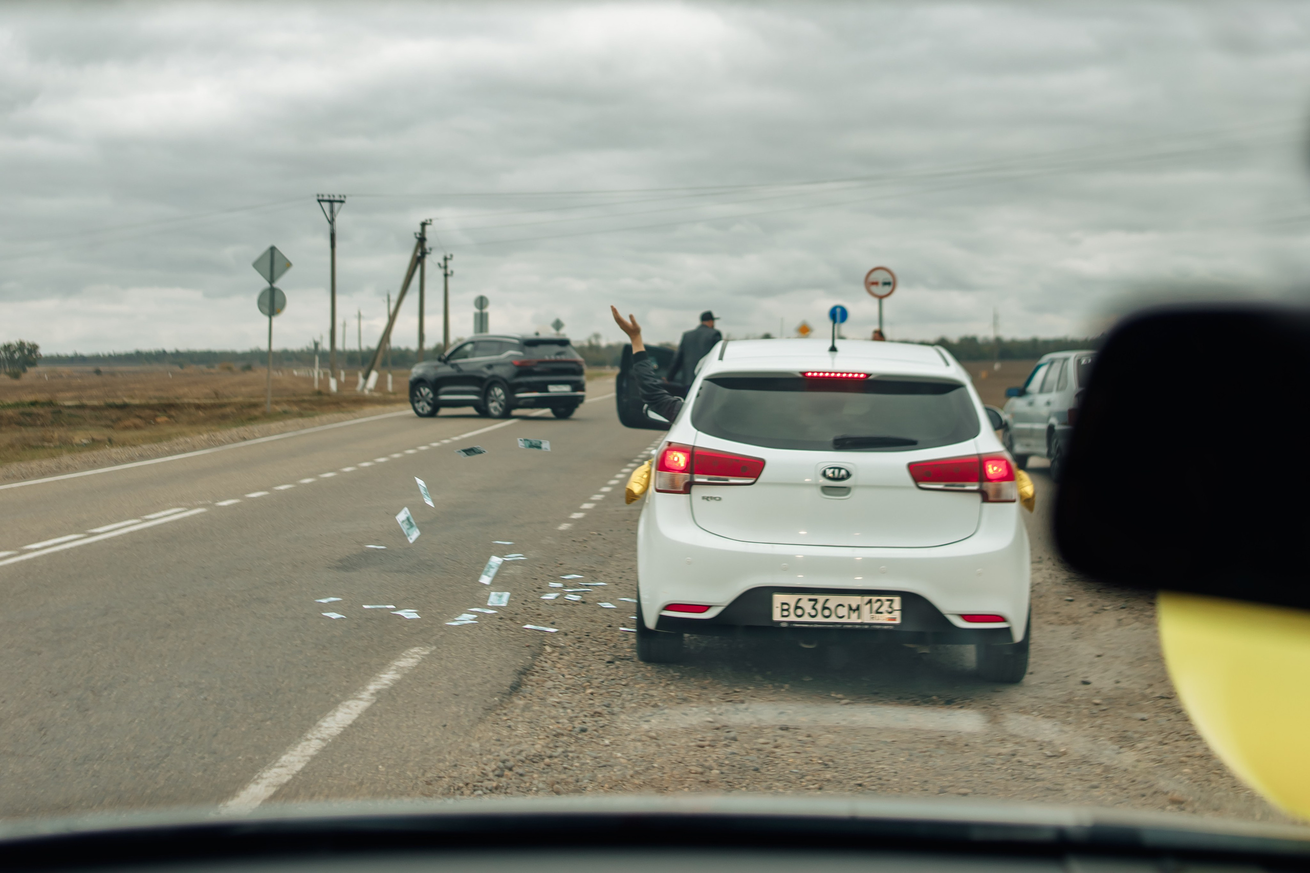 Свадебная фотосессия в стиле 90-х. Свадебный и семейный фотограф в Краснодарском крае Мария Данилкина