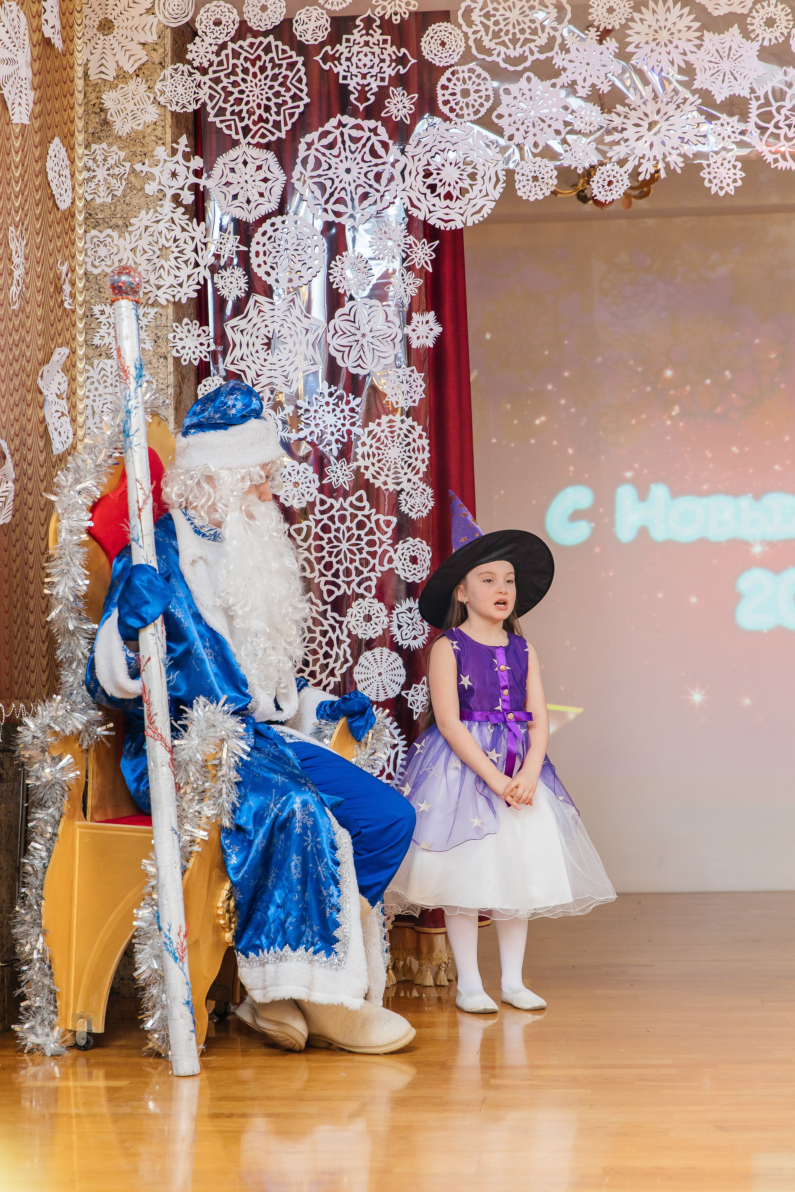 Детский сад № 93 — Утренник (27.12.2024). Свадебный и семейный фотограф Крамар Наталья