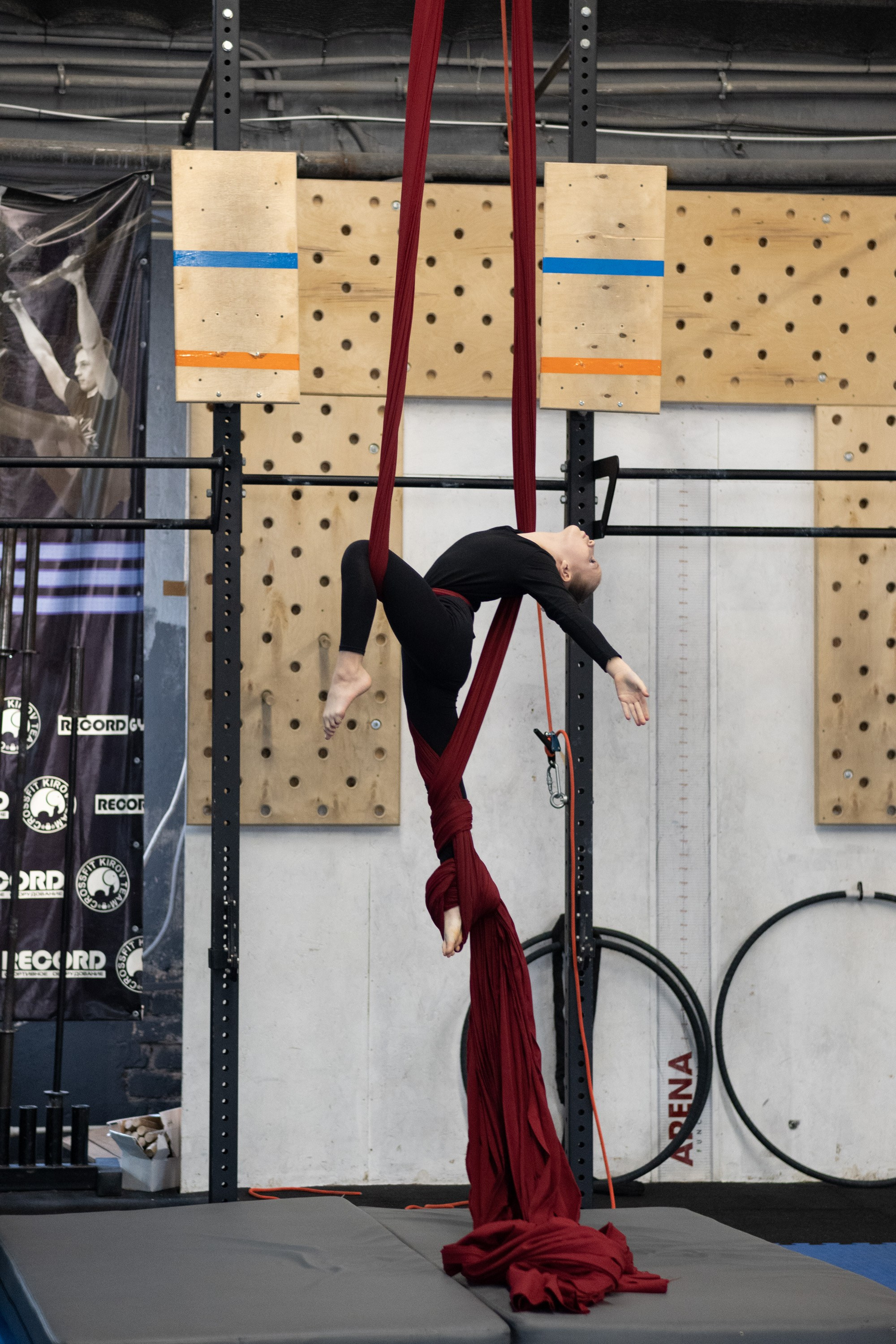 Внутриклубные соревнования по воздушной гимнастике 02.04.23