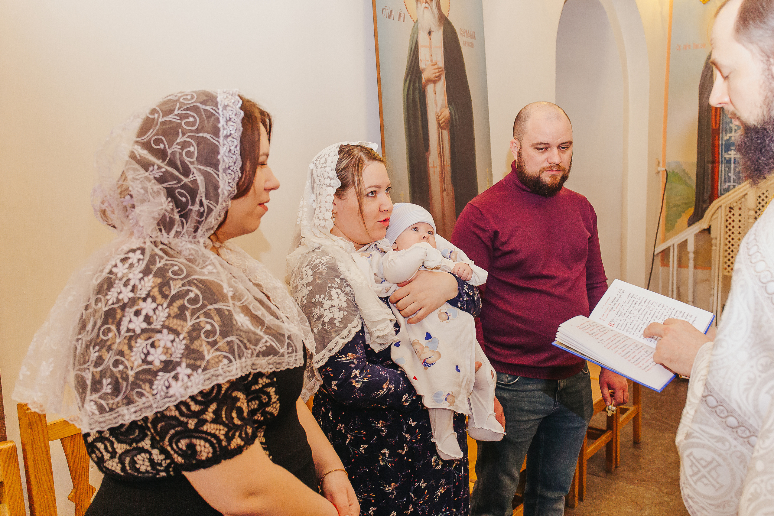 Крещение в Церкви Иконы Корсунской Божией Матери в с. Глинково. Фотограф новорожденных и детский в Сергиевом Посаде Кругликова Юлия