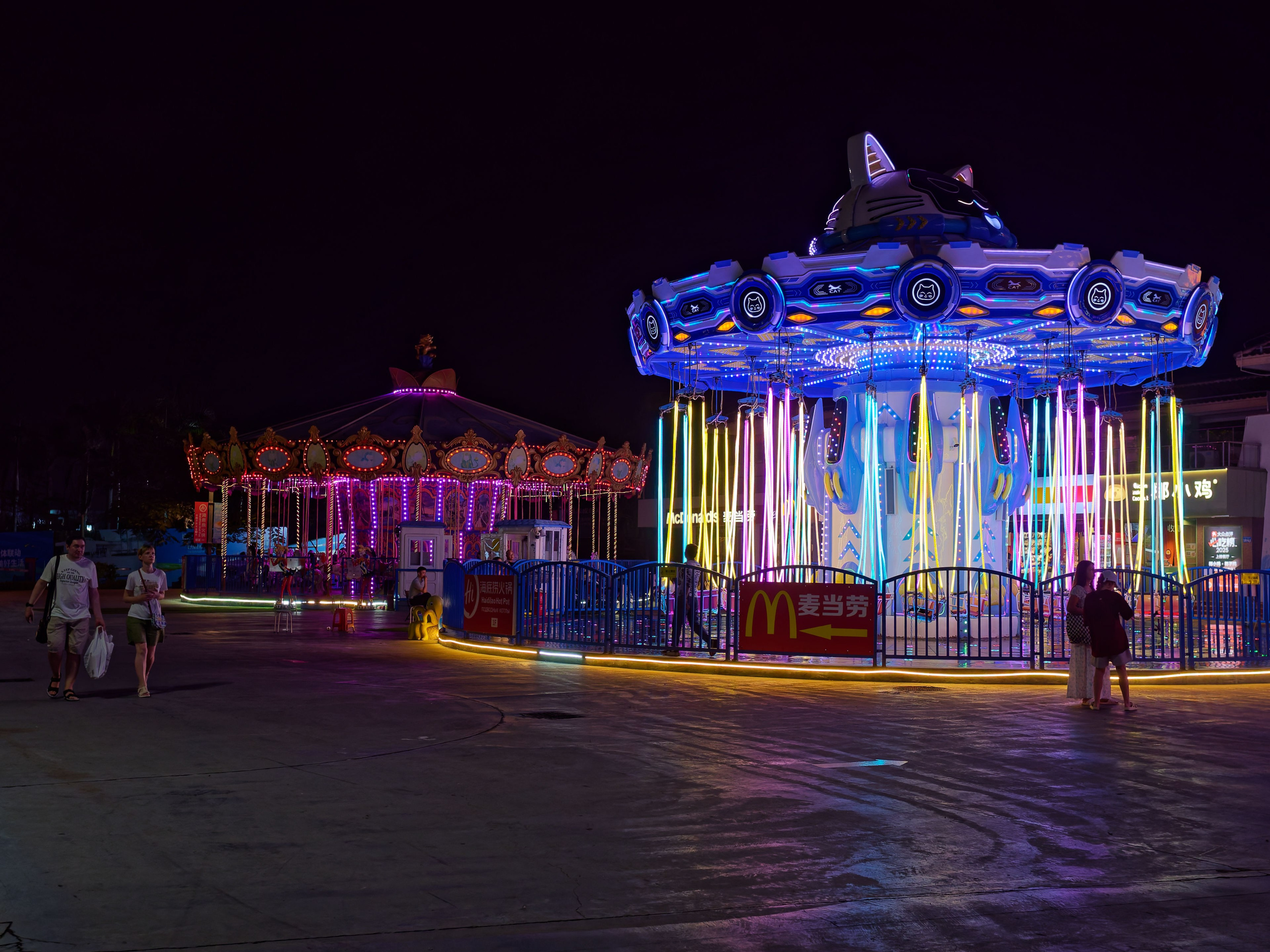 Хайнань 2026, Большой ночной базар в Ялунване. Фотопрогулки по Миру