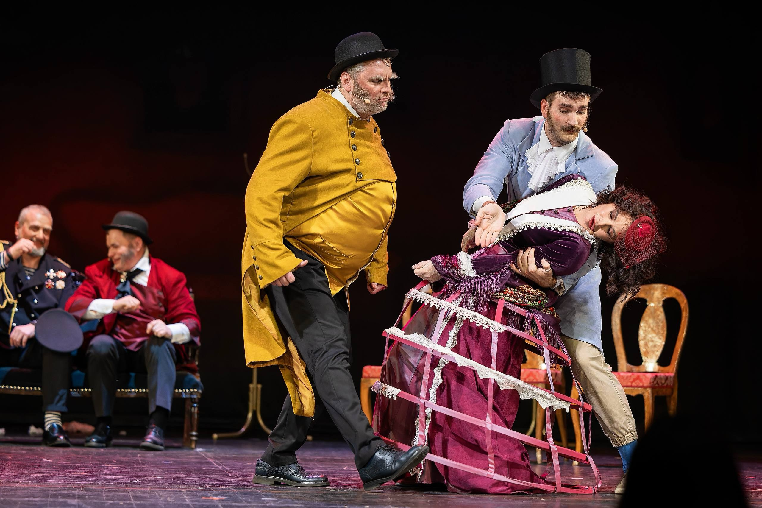 Благотворительный спектакль «Женитьба» на сцене театра имени Пушкина. Другой Павел Поцелуев. Фотограф в 2026 году