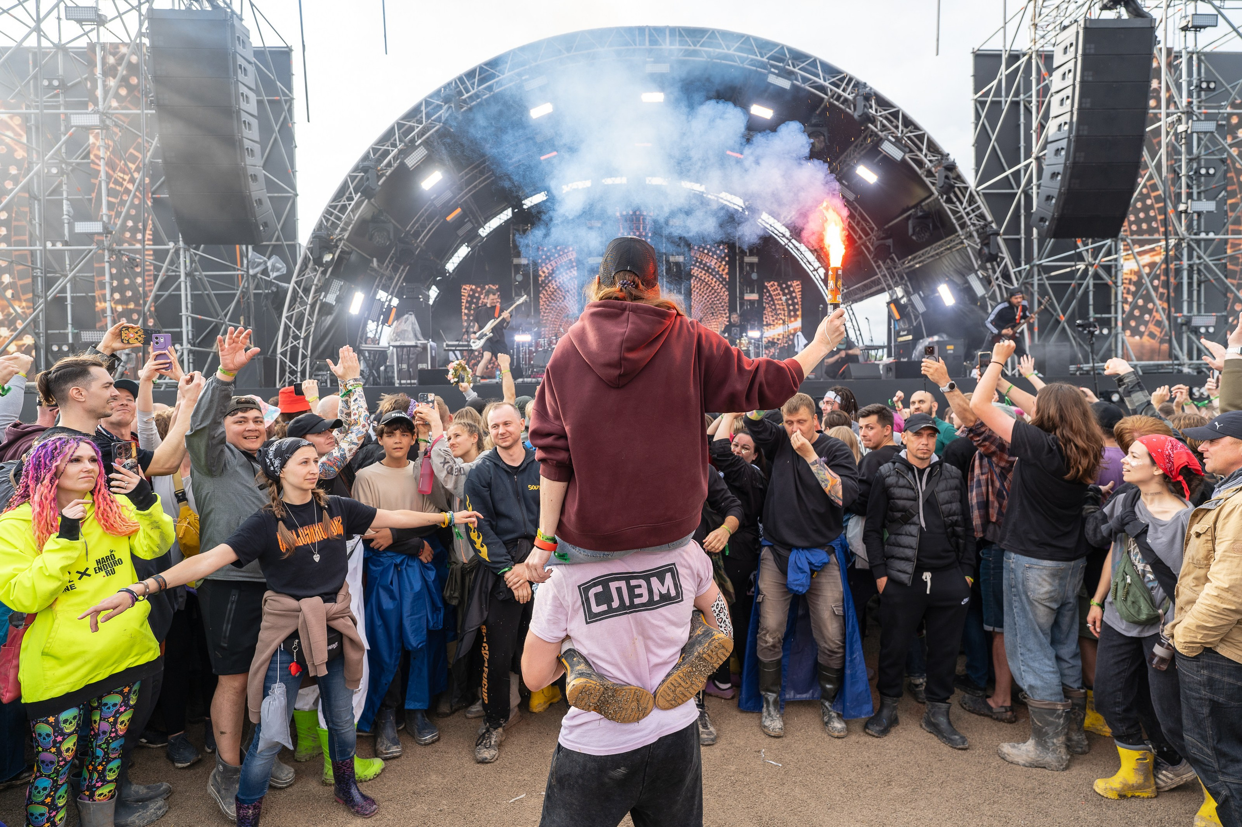 Фотографии музыкального фестиваля Дикая Мята 2025. Фотограф Николай Прокофьев модельные тесты в Москве