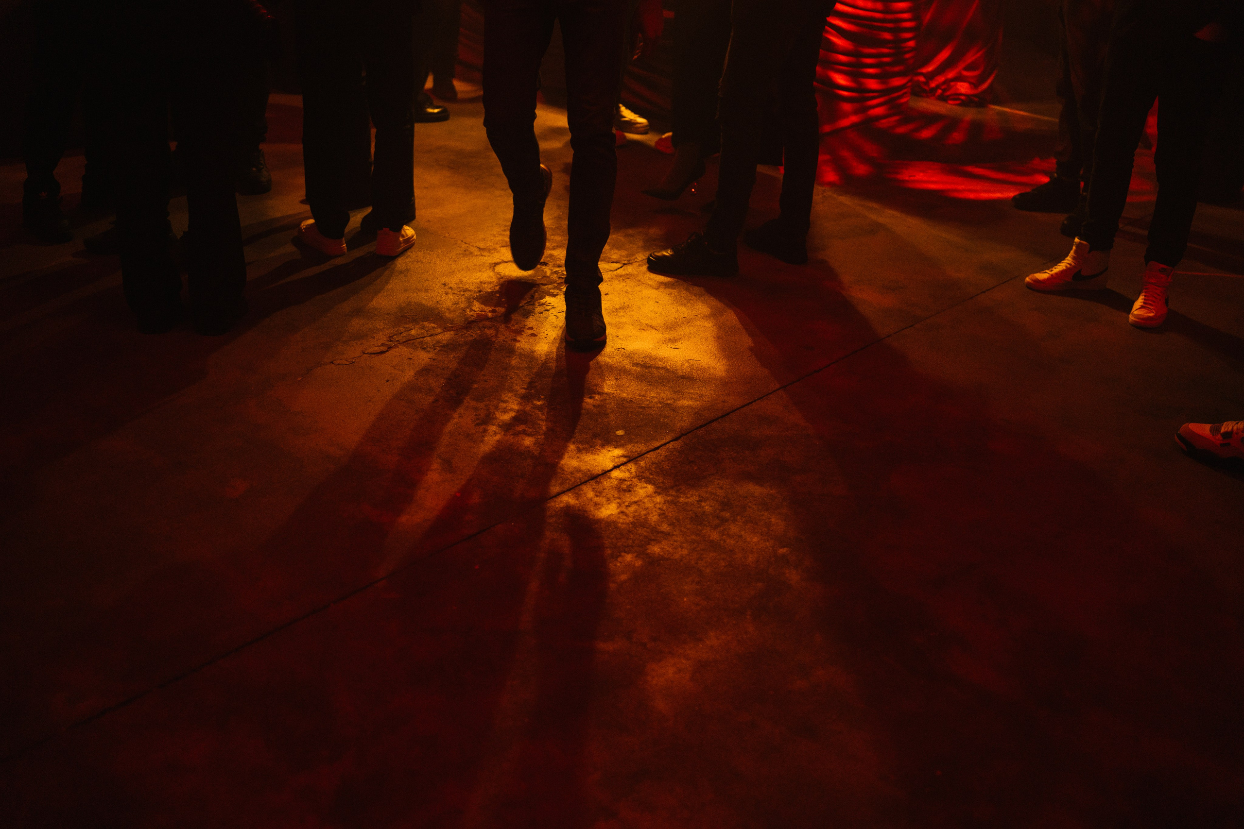 Открываю двери без ключа. Фотограф Евстигнеев Илья