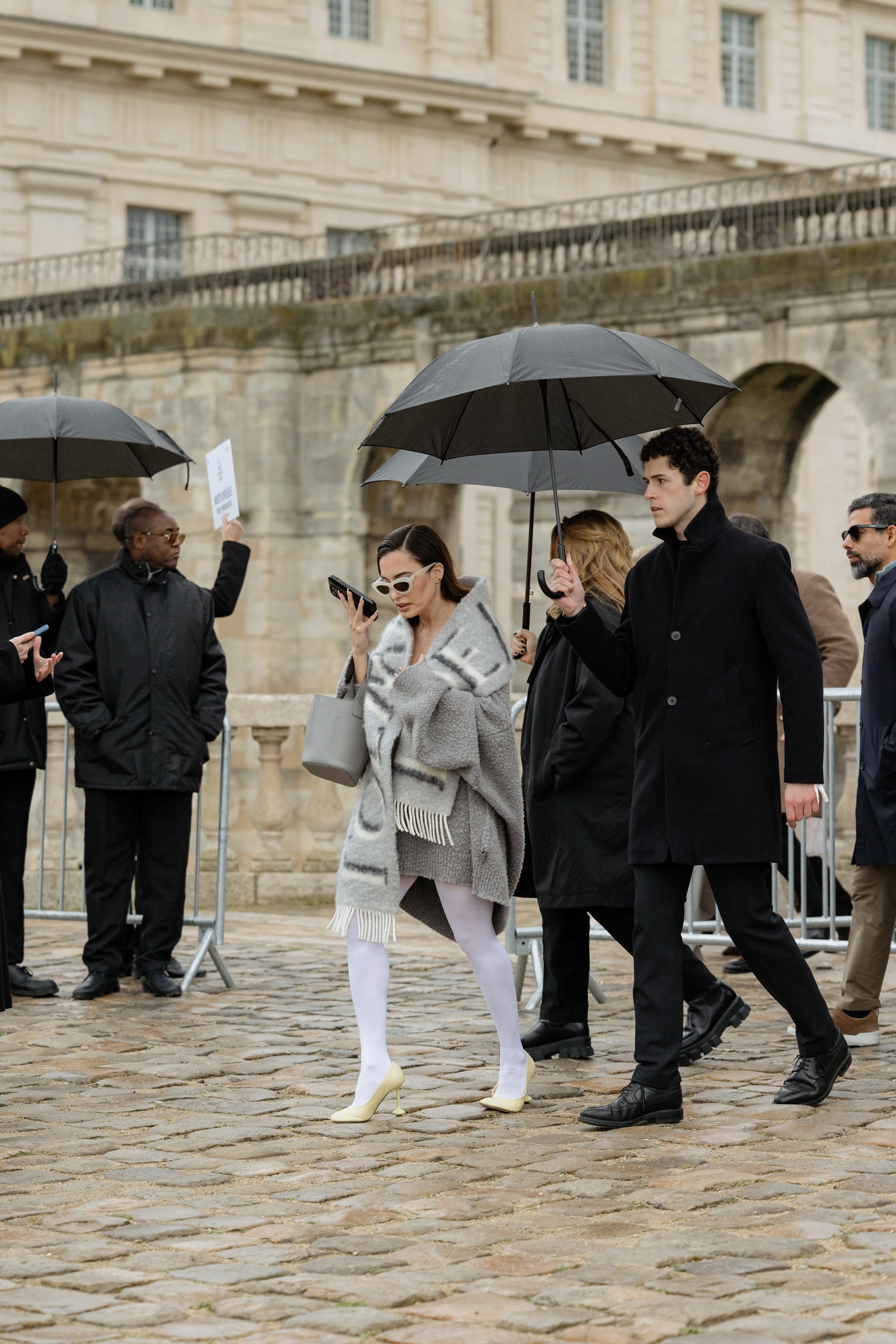 LOEWE PFW WOMENSWEAR FALL-WINTER 24/25. Photographer in Milan Ivan Goncharov