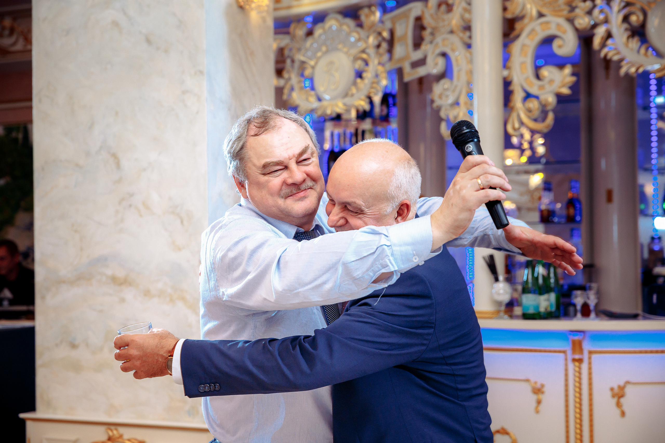 Фотограф на день рождения в ресторан Версаль в Королеве