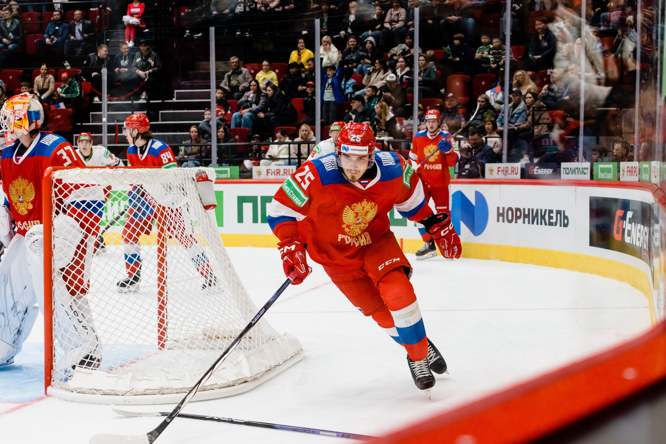 Россия — Беларусь. Свадебный и репортажный фотограф в Омске. Червоткин Никита