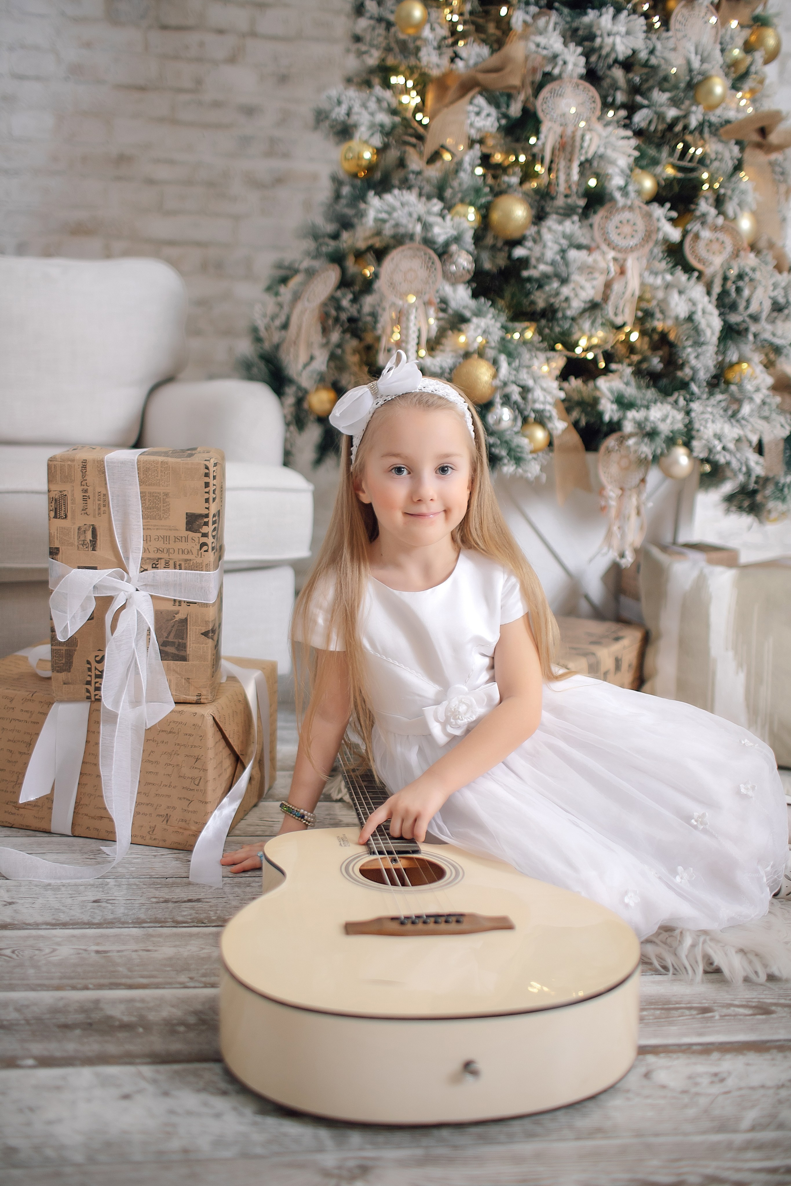 Новогодняя фотосессия женская семейная индивидуальная в студии. Ваш фотограф в Москве — Зернова Лидия