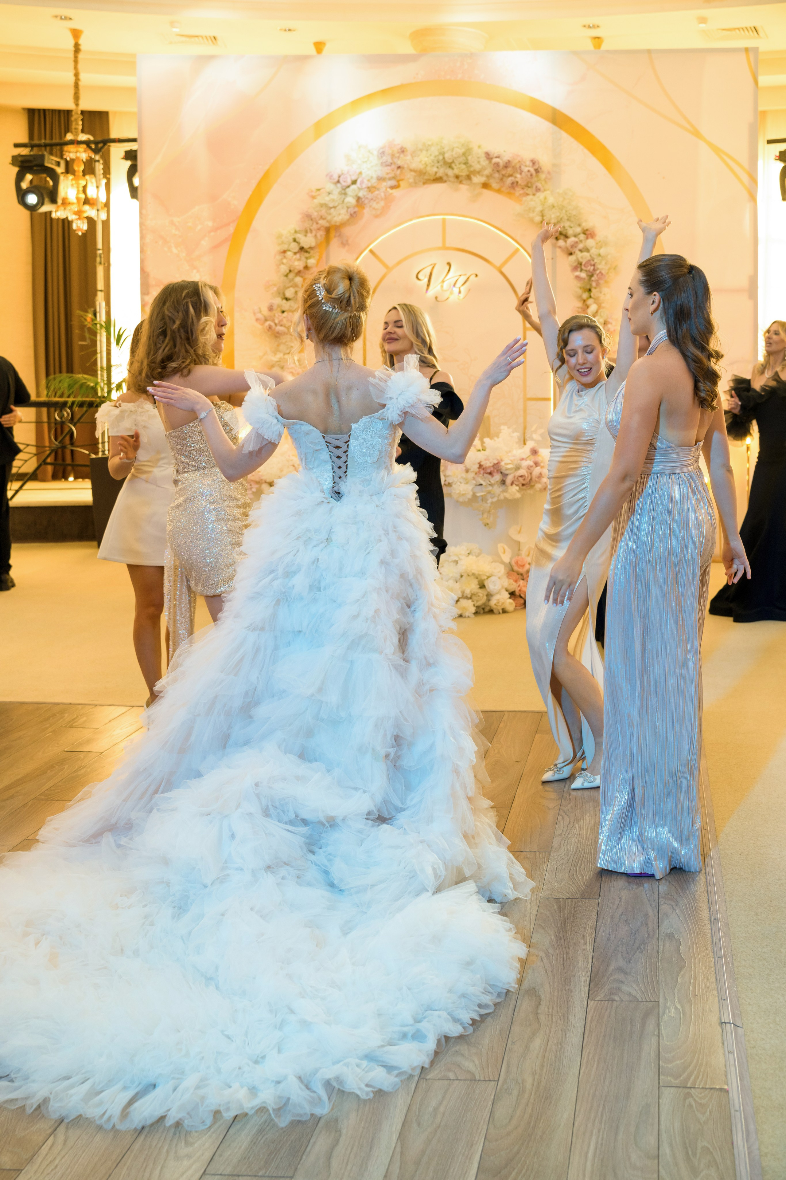 Виктор & Кристина. Семейный и контент фотограф в Москве Alira