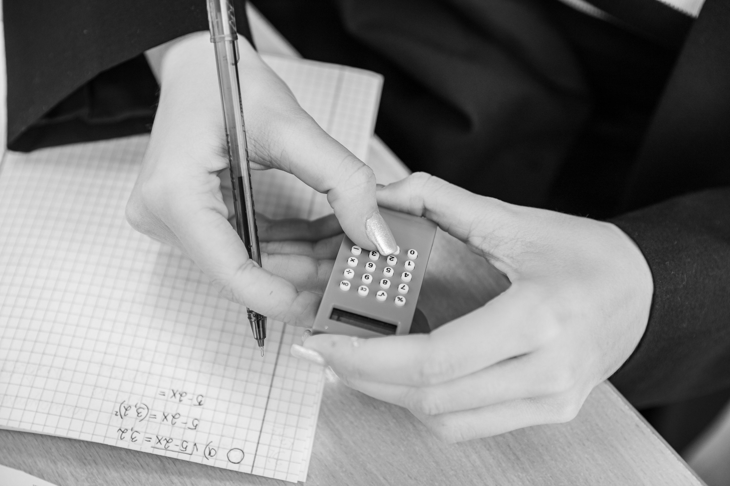 ОТ ЗВОНКА ДО ЗВОНКА. Марина Ушакова. Фотограф. Выпускные альбомы. г. Краснодар