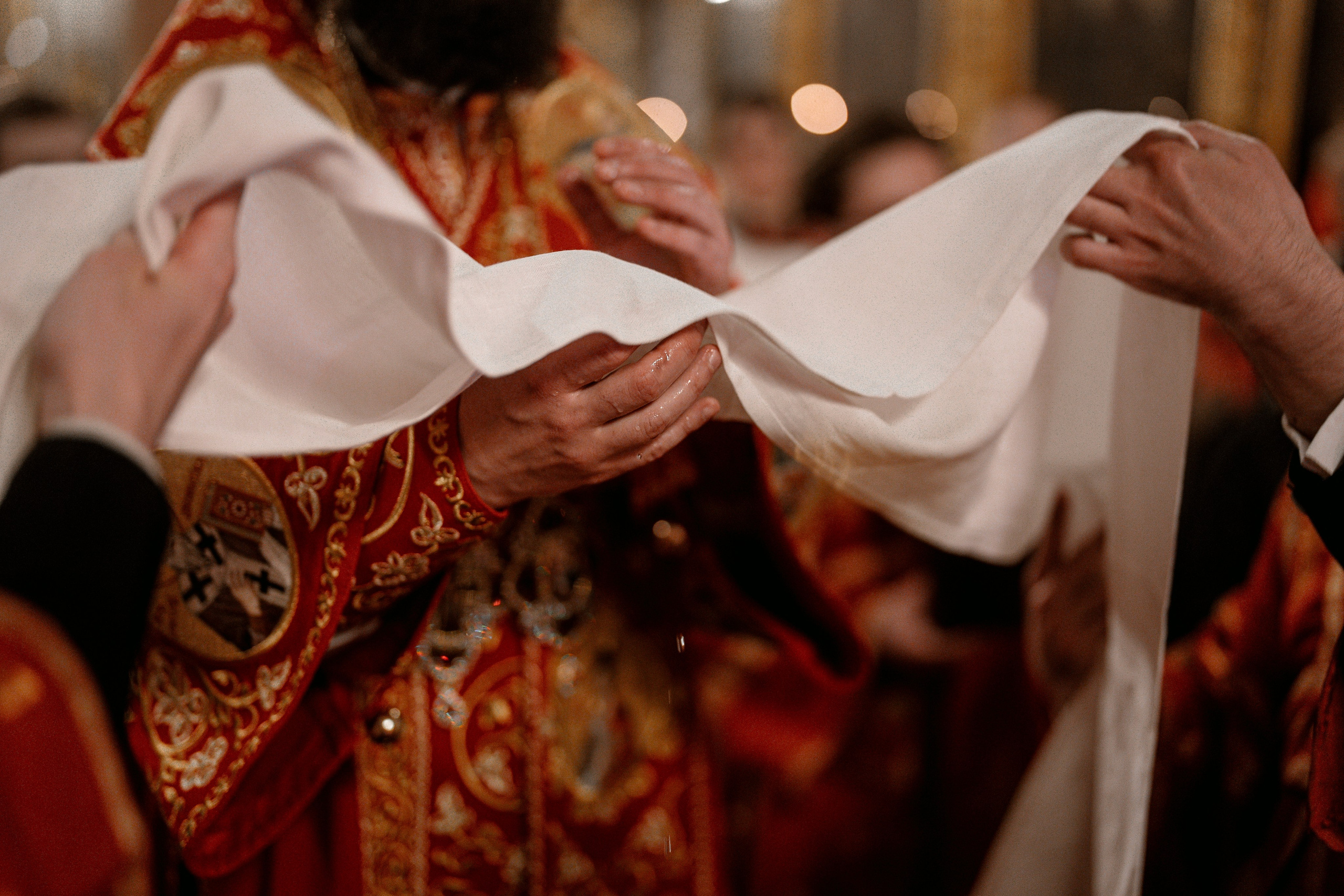БОГОСЛУЖЕНИЯ. Фотограф Елена Лунева