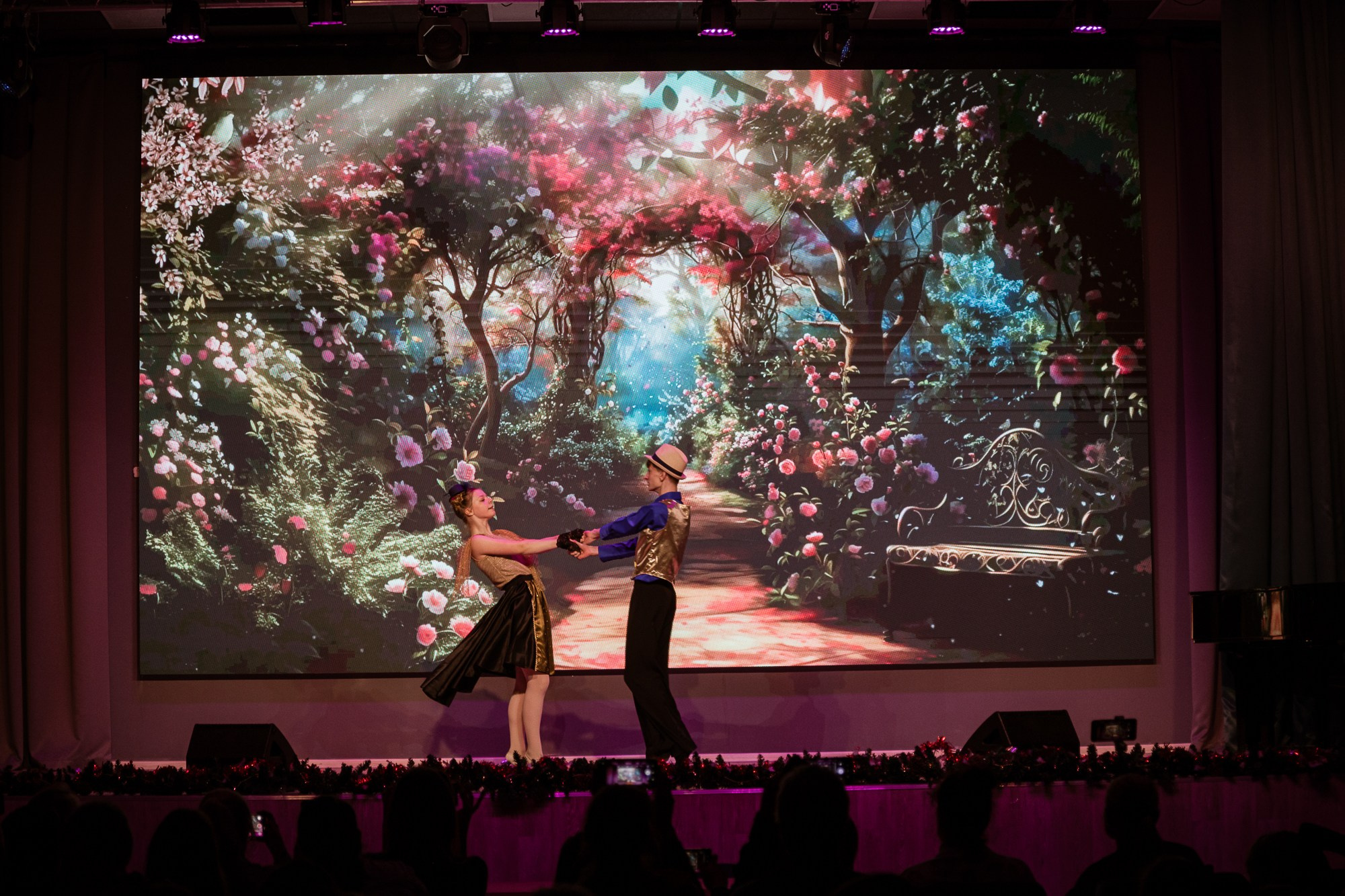 Коллектив современного танца «Айседора». ФотоХудожник Харитонова Ирина г. Санкт-Петербург