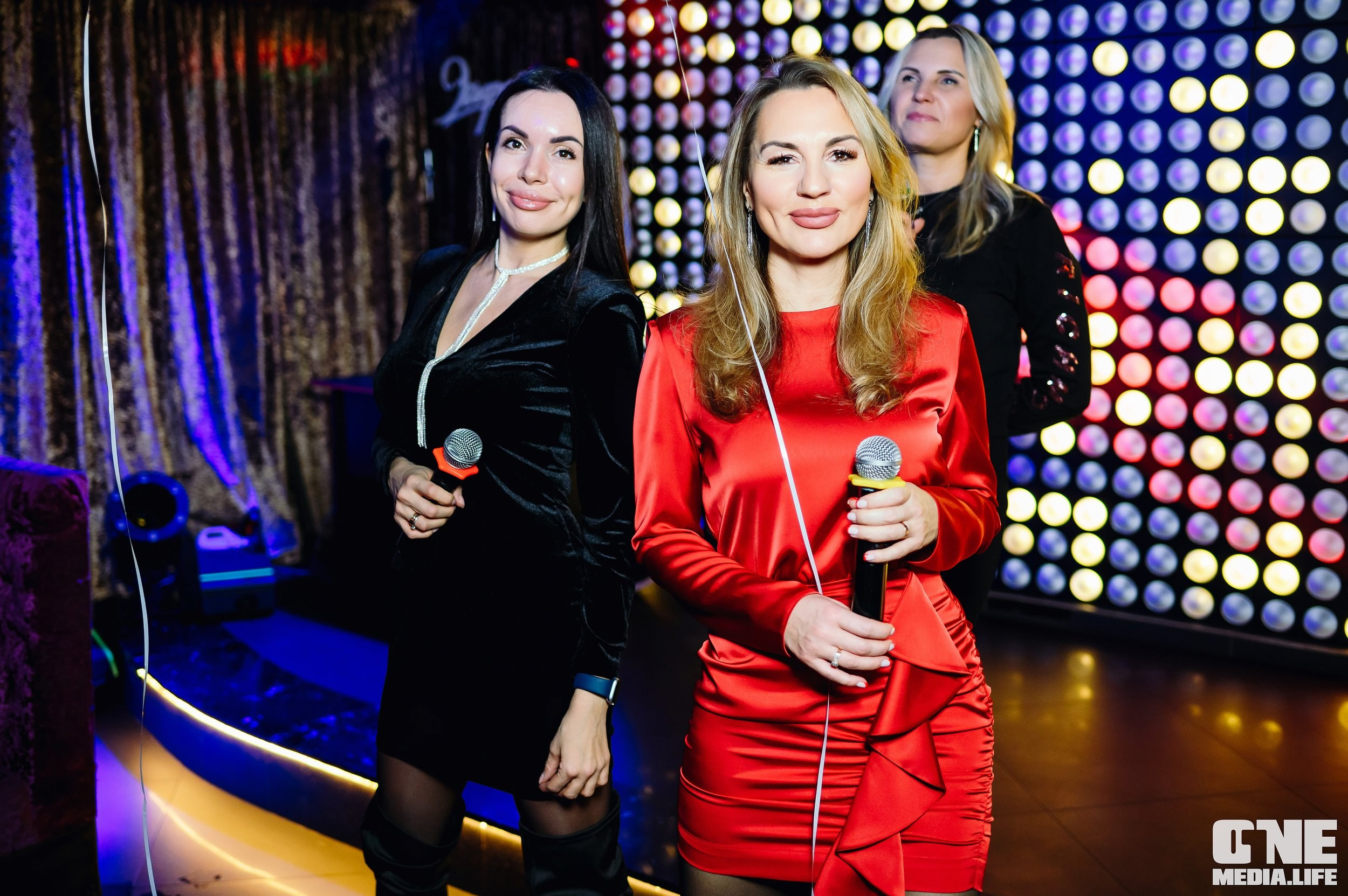 Фоторепортаж из караоке-клуба Эйфория. One Media Life: фоторепортажи, фотоотчеты с мероприятий и заведений