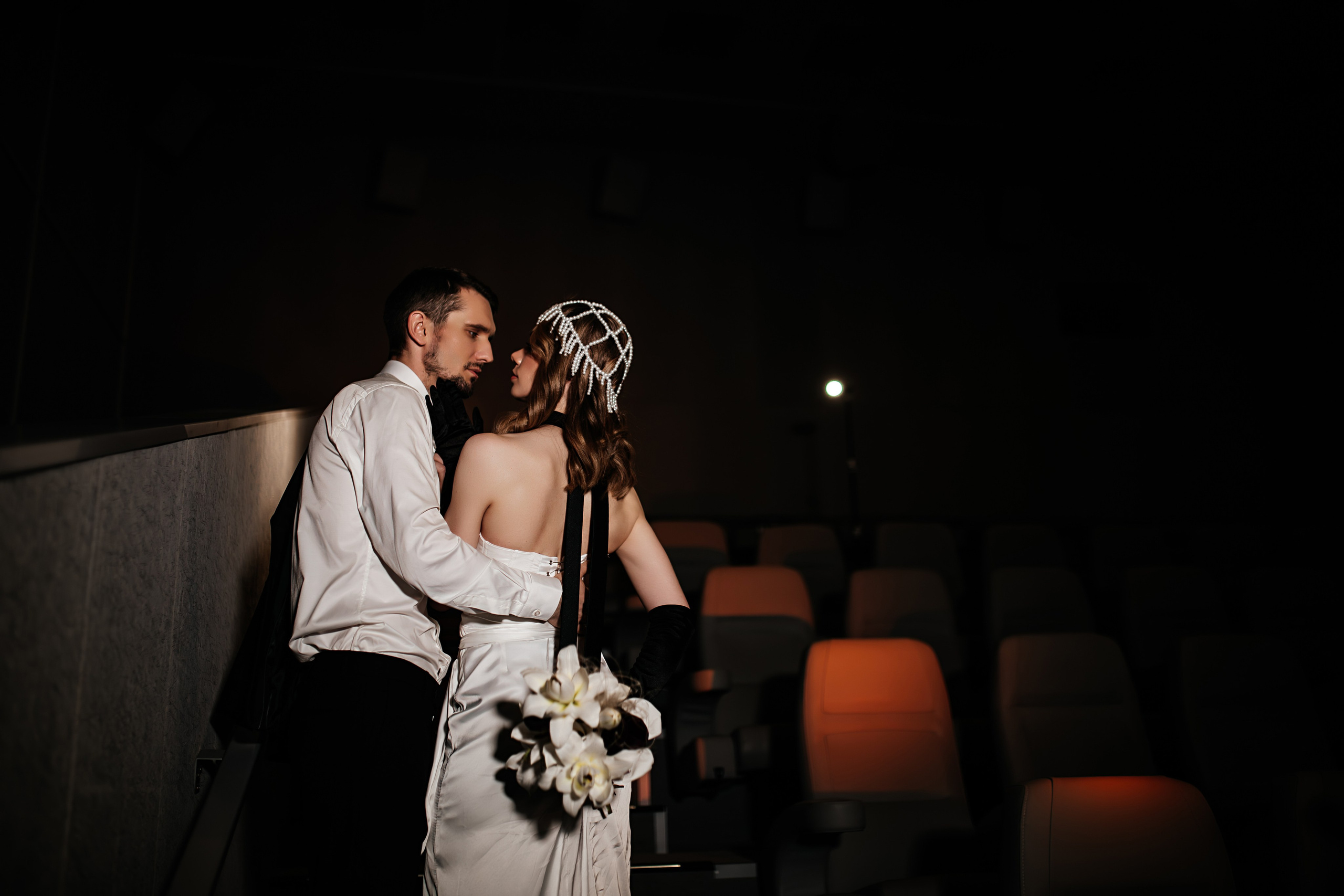 Свадьба в кинотеатре. Фотограф Санкт-Петербург Раднаева Юлия