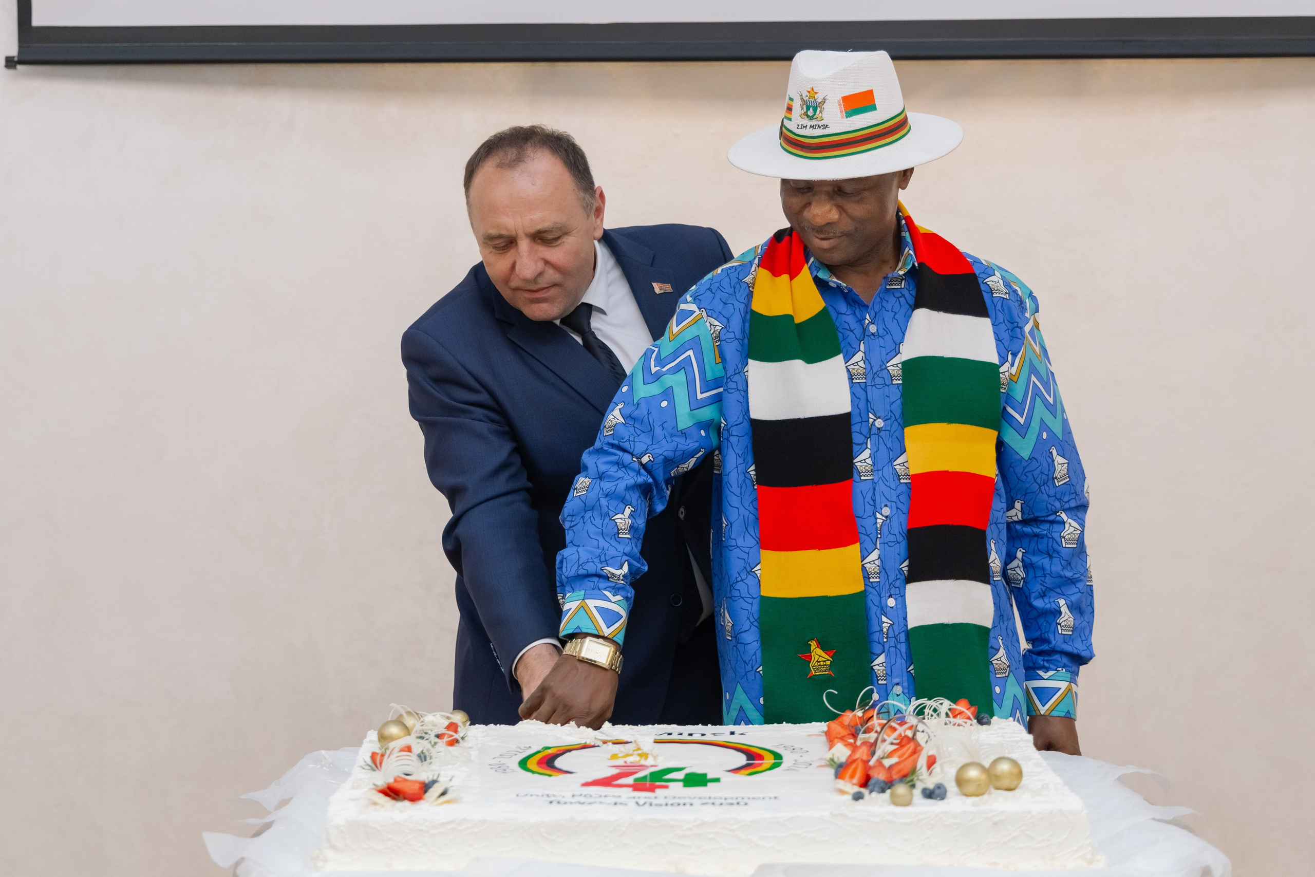 Фотосъемка делегации Посольства Зимбабве в Минске. Свадебный фотограф в Минске/Беларуси Сергей Спиридонов