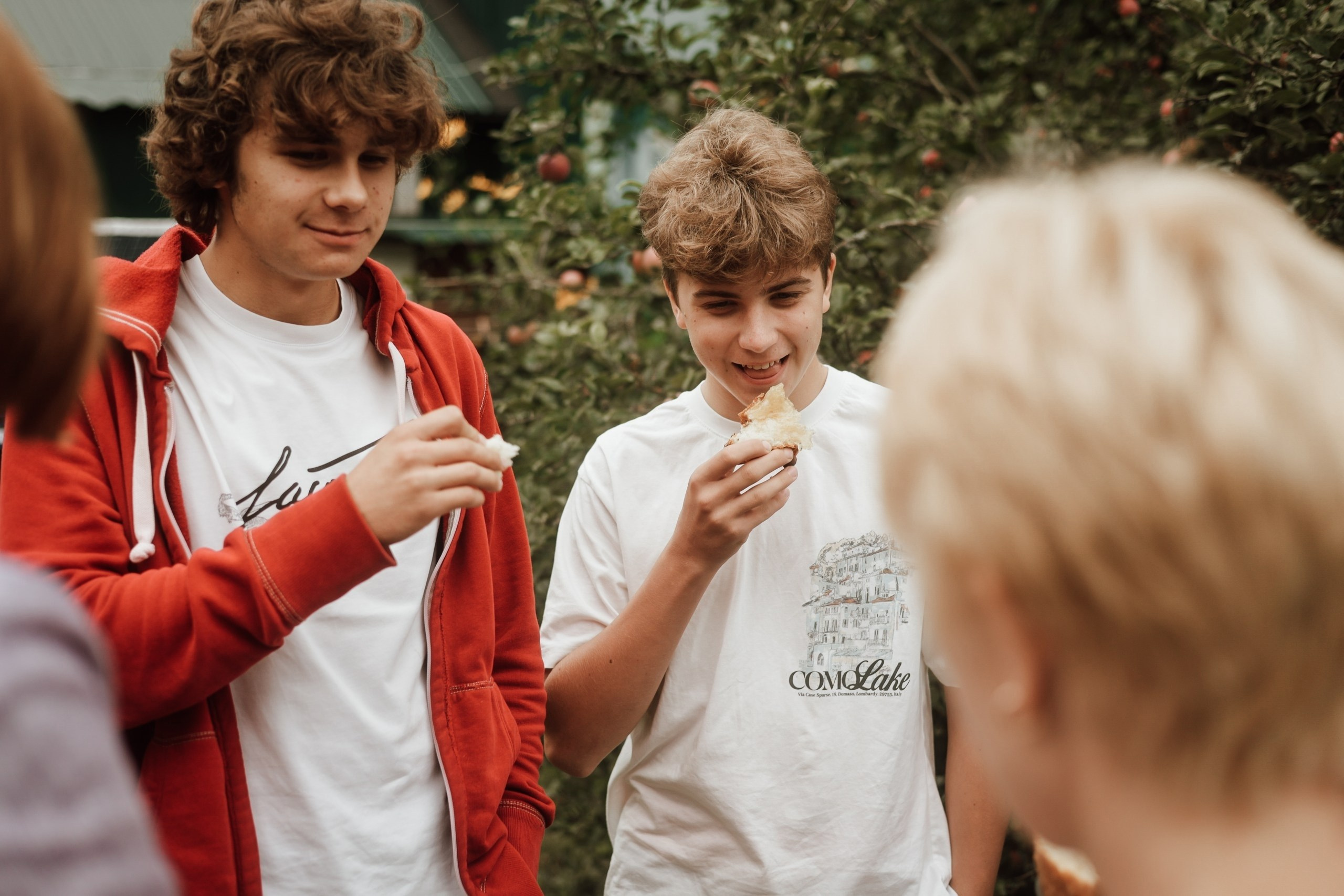 Юбилей в деревне. Семейный Life style фотограф в Великом Новгороде Юлия Ефимова