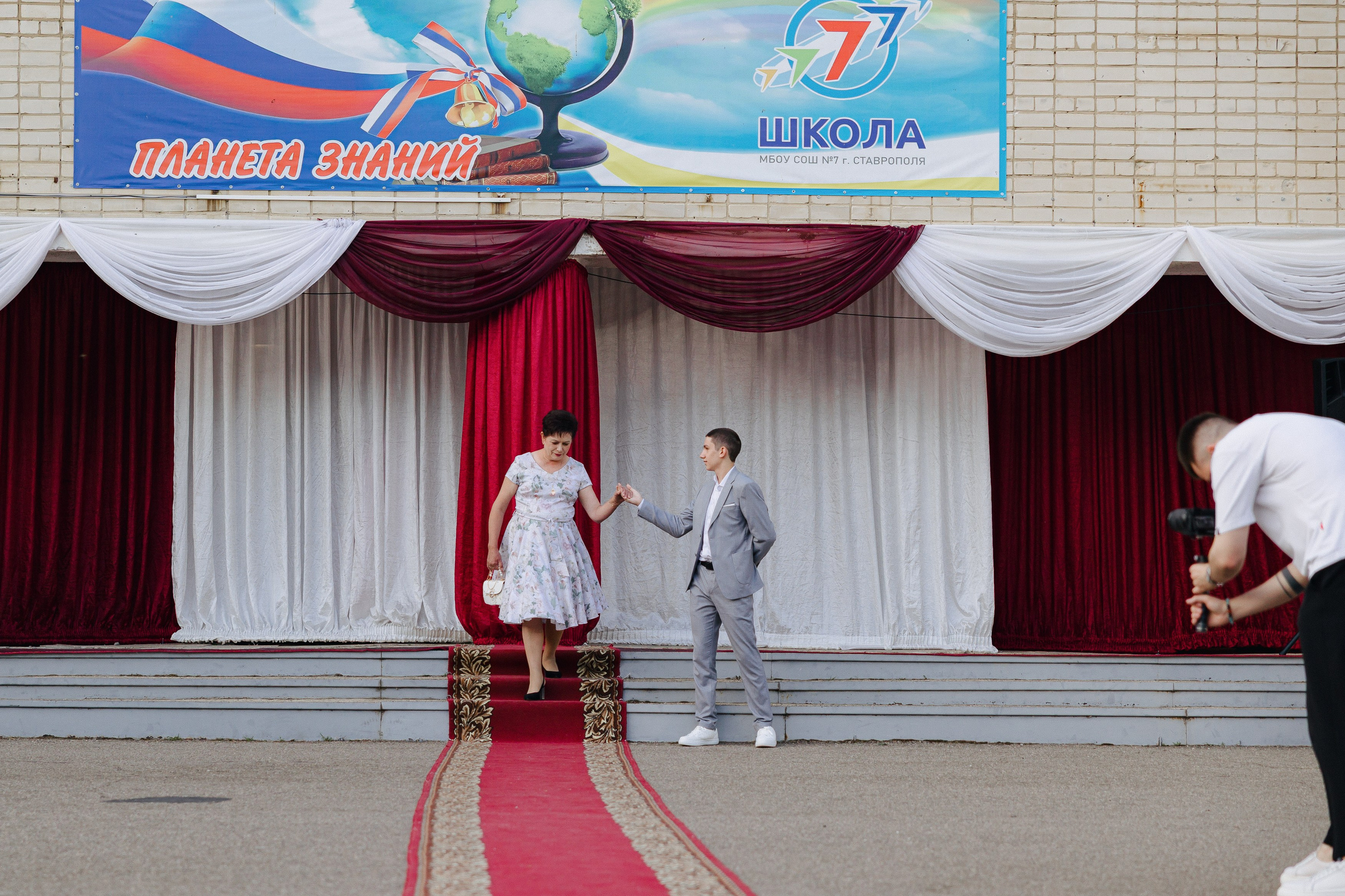 Вручение аттестатов. Свадебный фотограф Роман Еремеев