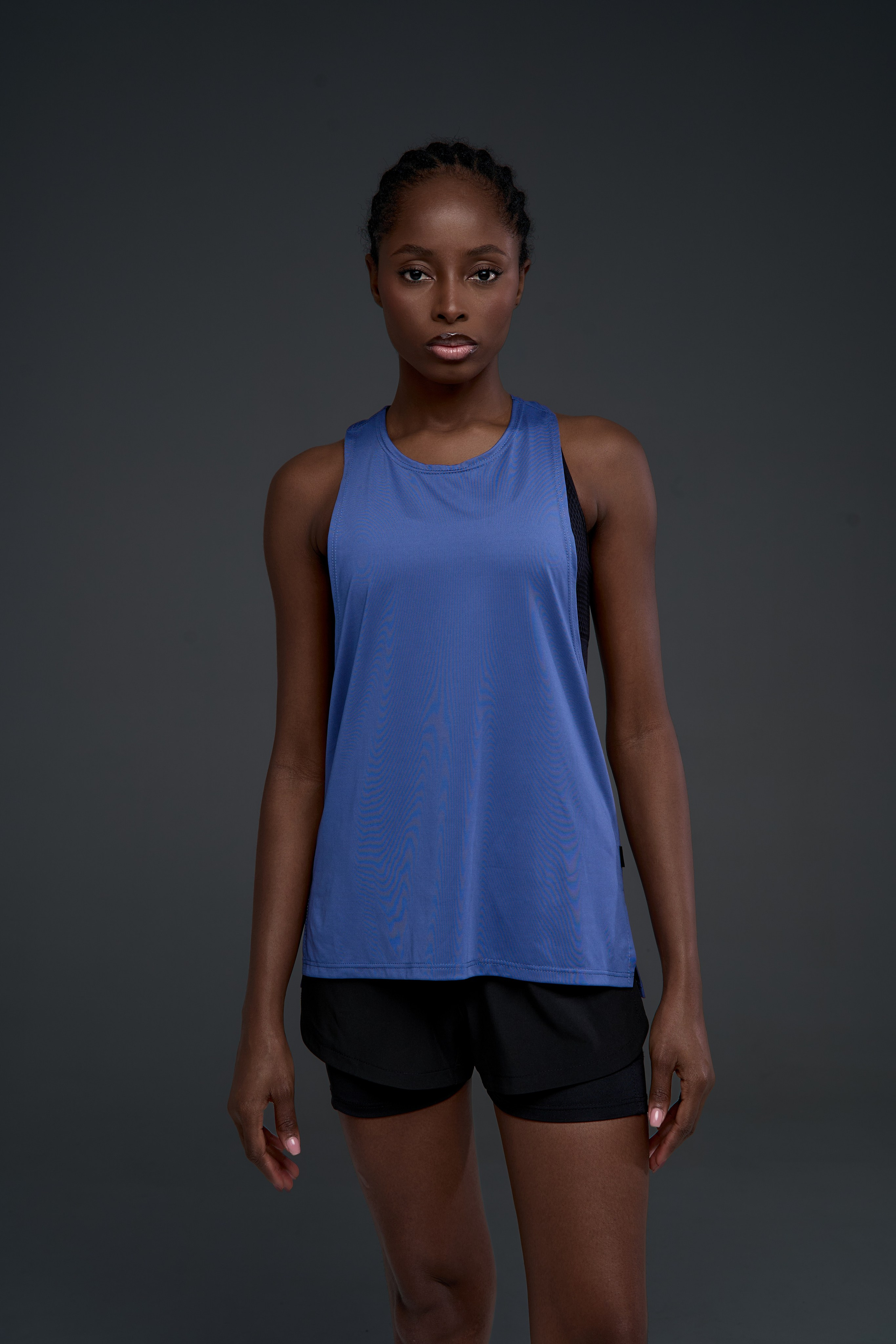 Спортивные футболки. Фотограф для маркетплейсов в Москве