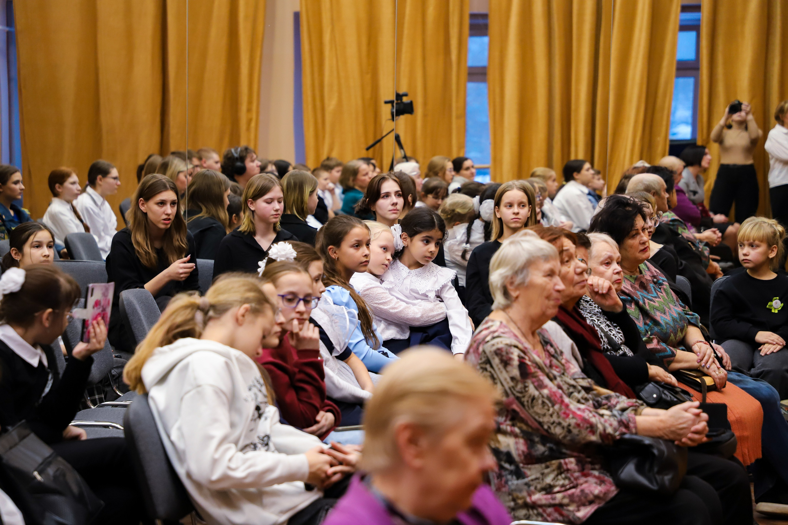 Школьные концерты. K-pop (и не только) фотограф в Москве Светлана Полякова