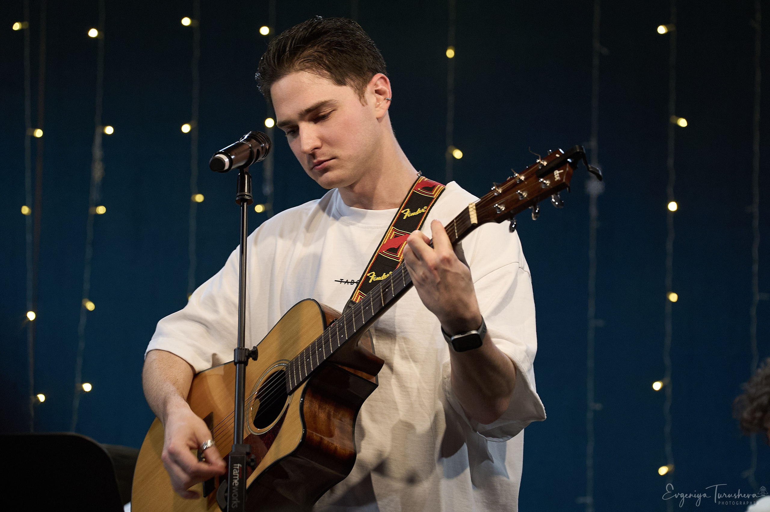 Каша без топора | 16.02.2026 | Сольный концерт Александра Казакова. Фотограф Евгения Турушева