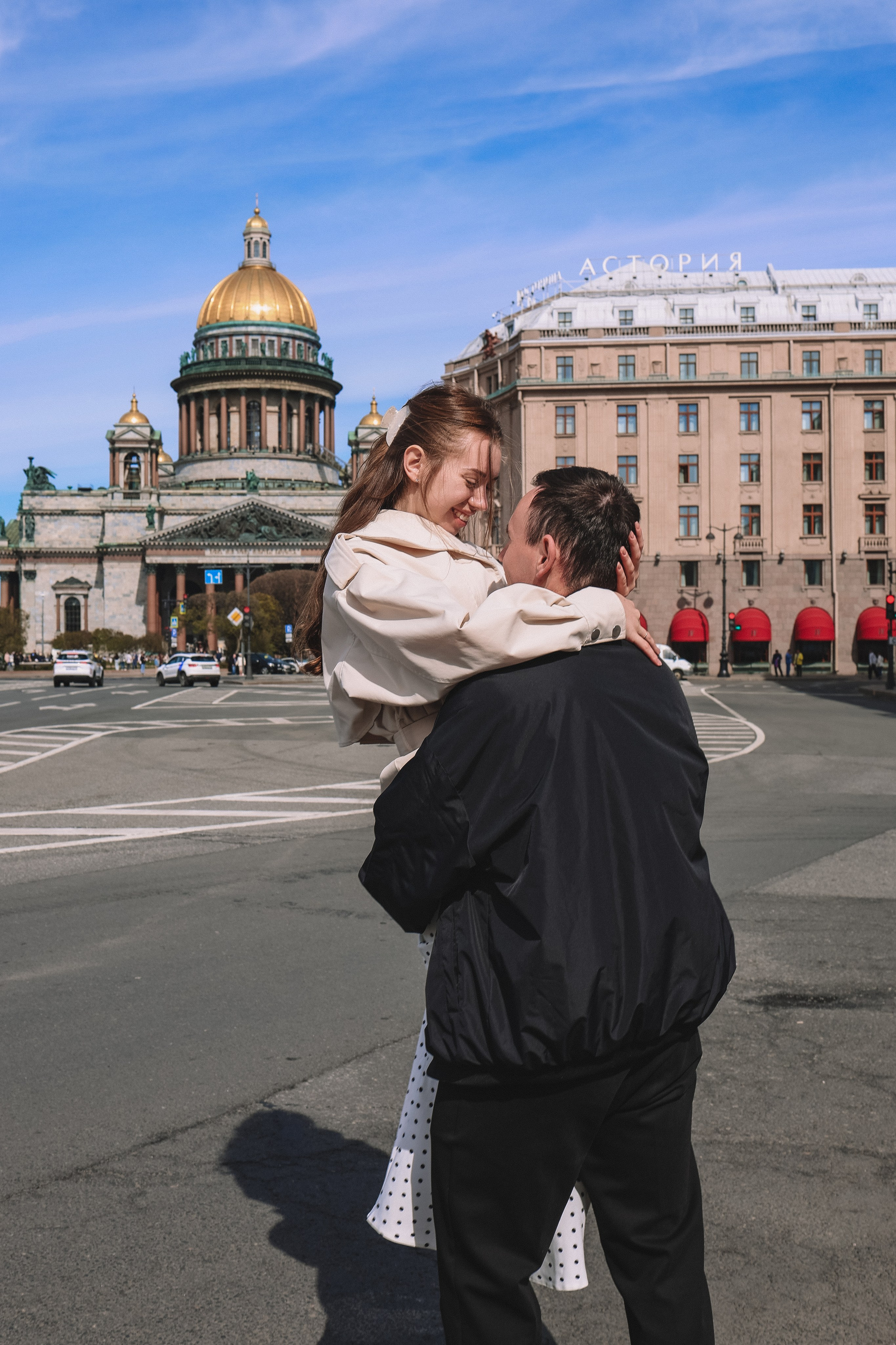 Идея для фотосессии у Казанского собора в Санкт-Петербурге