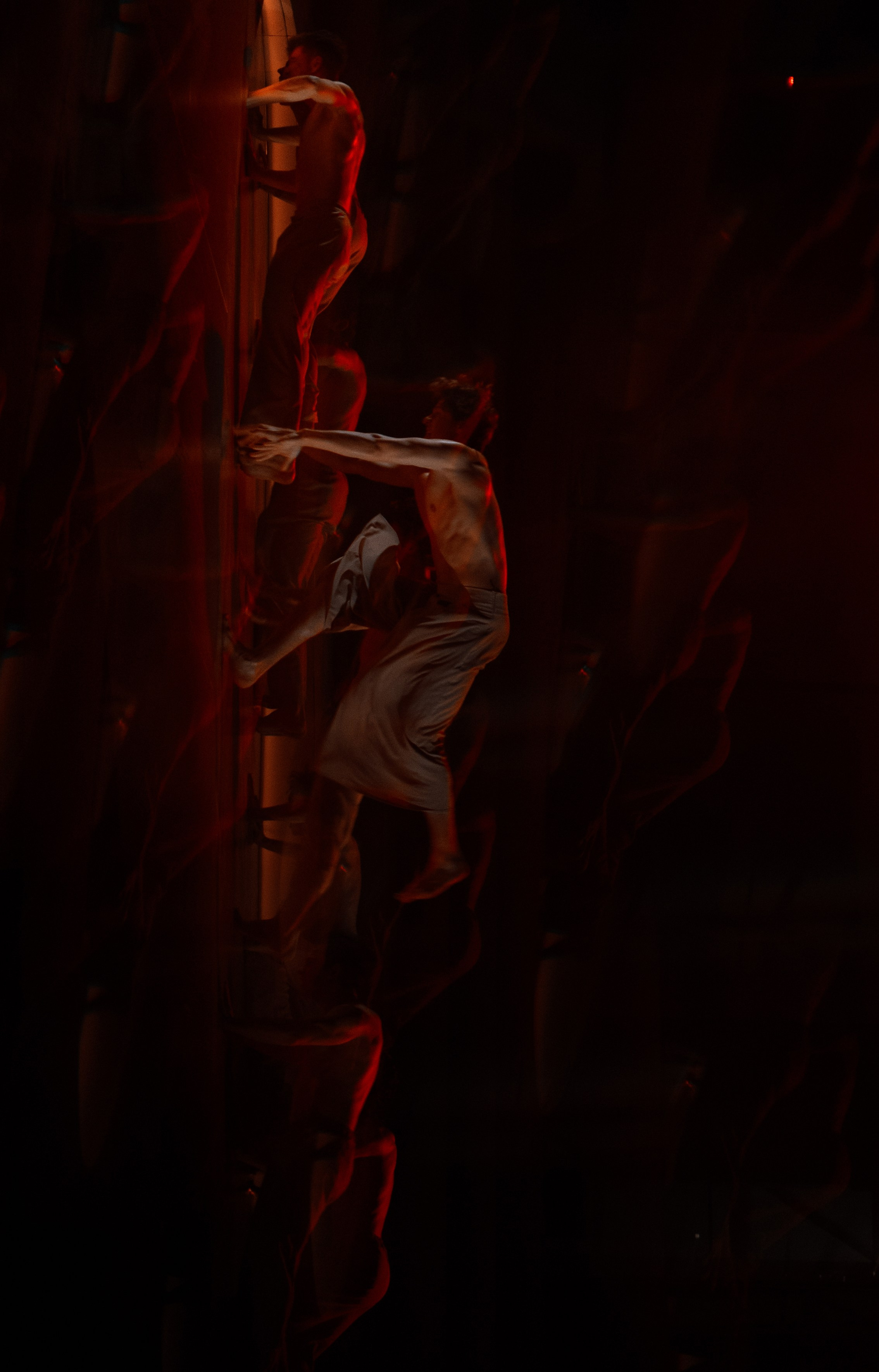 KONTAKT. Fusion Wedding Photographer