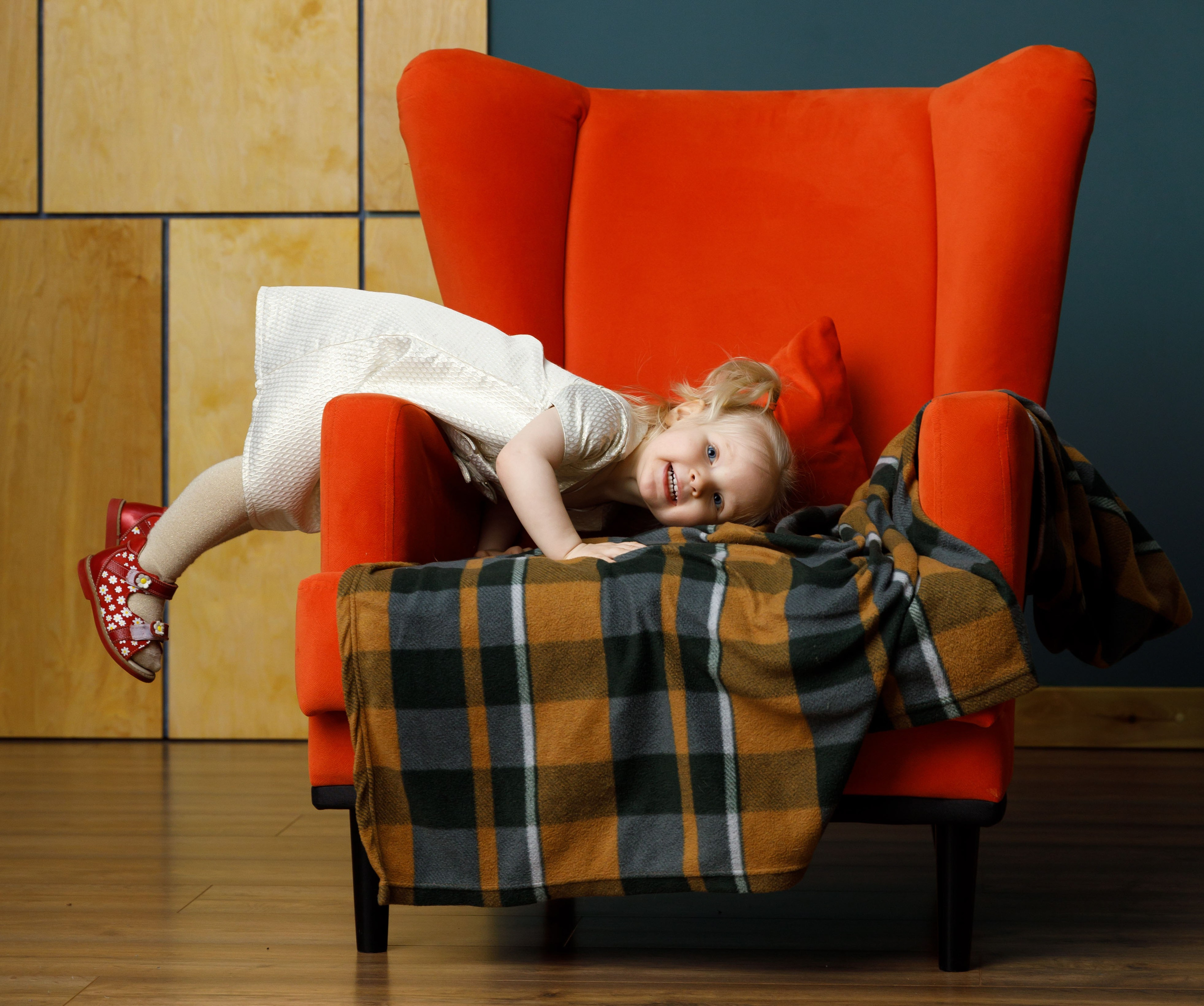 Фотосессия Константина, Юлии и Сони. Фотограф Анна Телекаева, выпускные альбомы, семейные и репортажные съемки в Омске