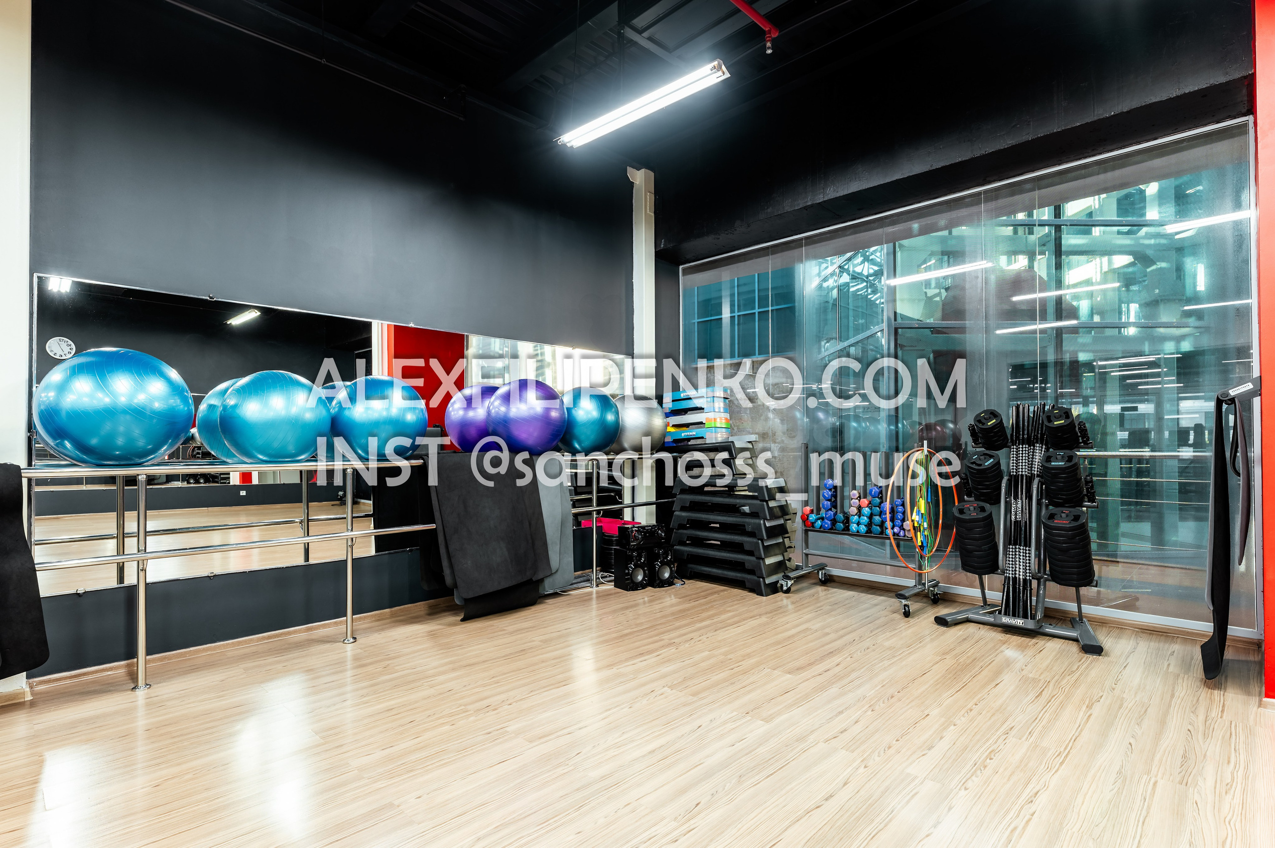 WORKOUT Достык 18. Фотограф интерьера недвижимости и архитектуры в Астане