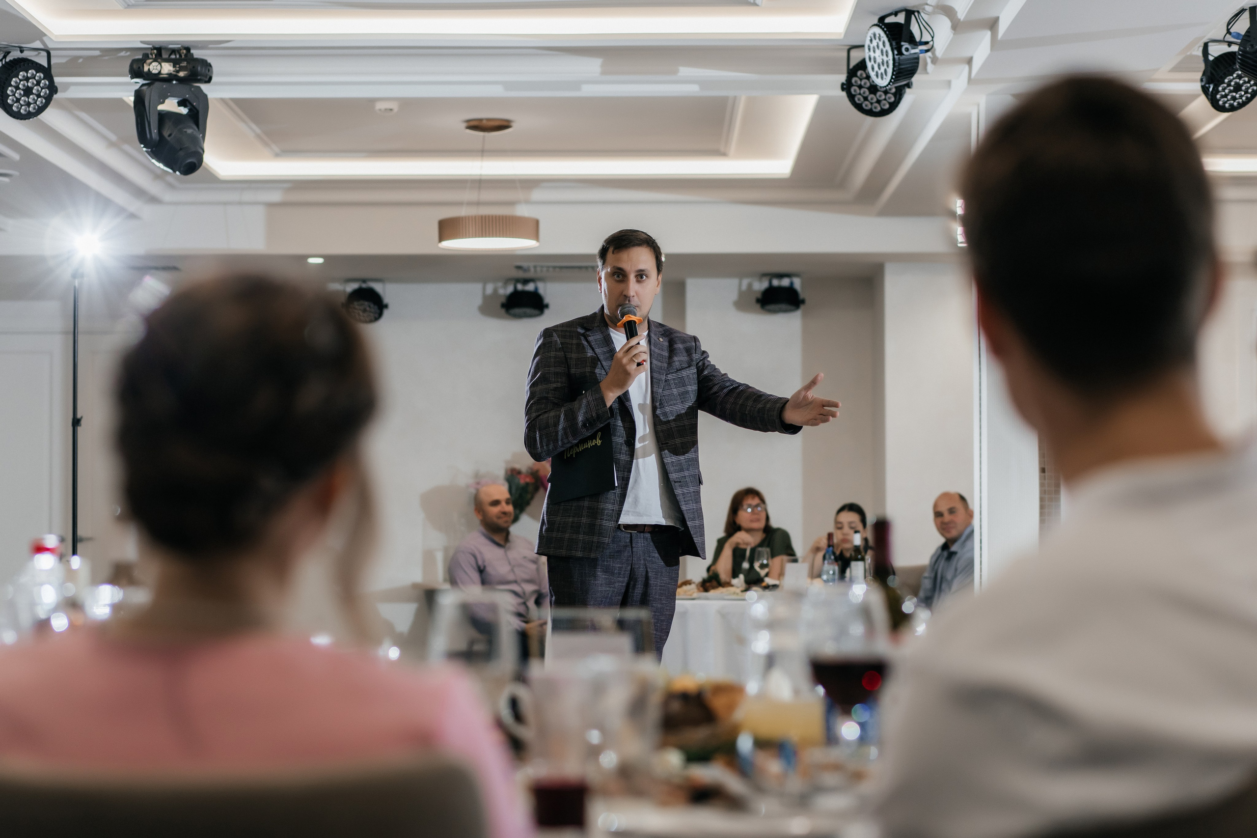 Александр & Анастасия. Свадебный и портретный фотограф в Омске Антон Карев