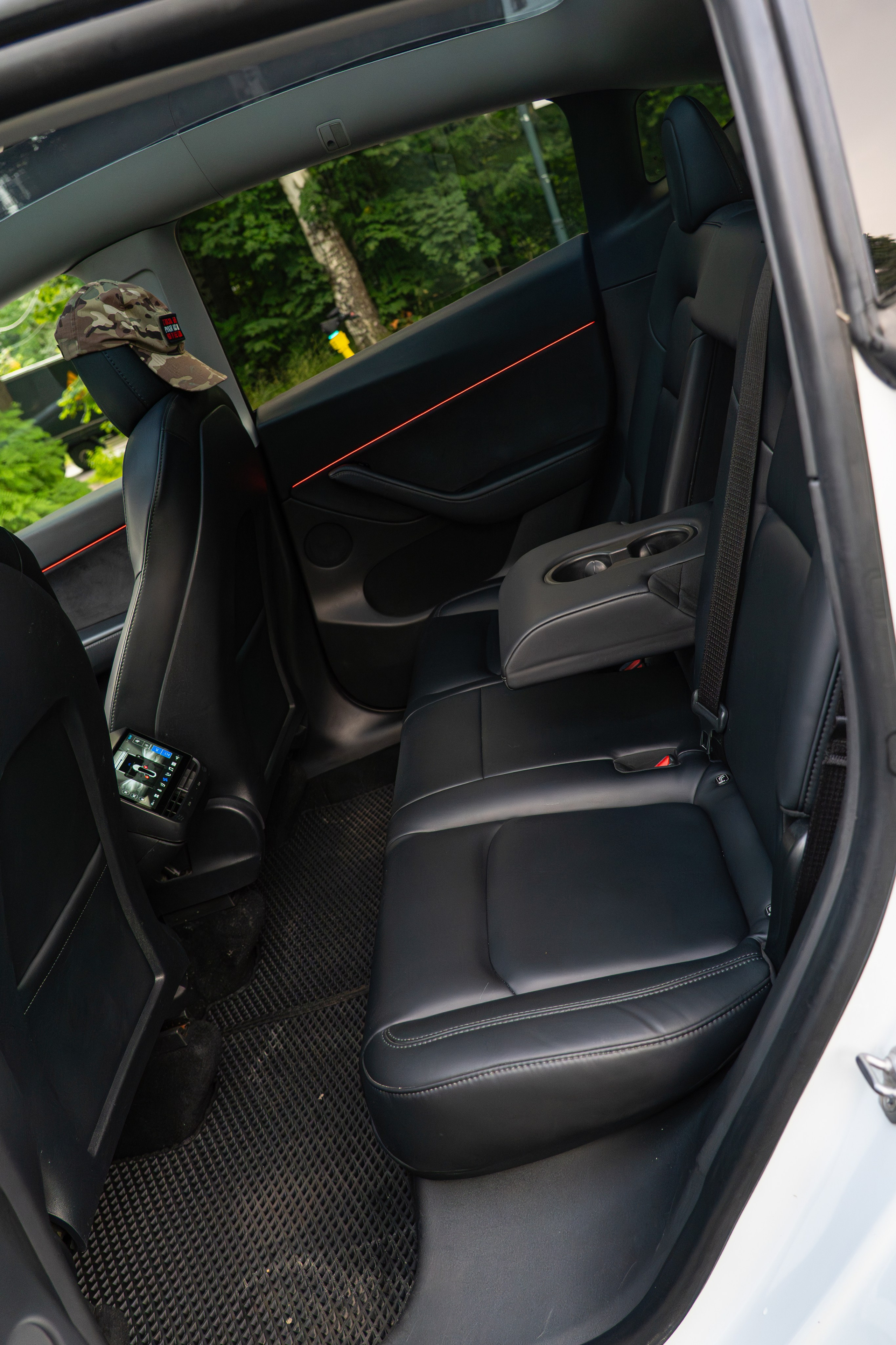 Tesla (Фото для продажи). Портретный и автомобильный фотограф в Санкт-Петербурге Евгений Черепанов