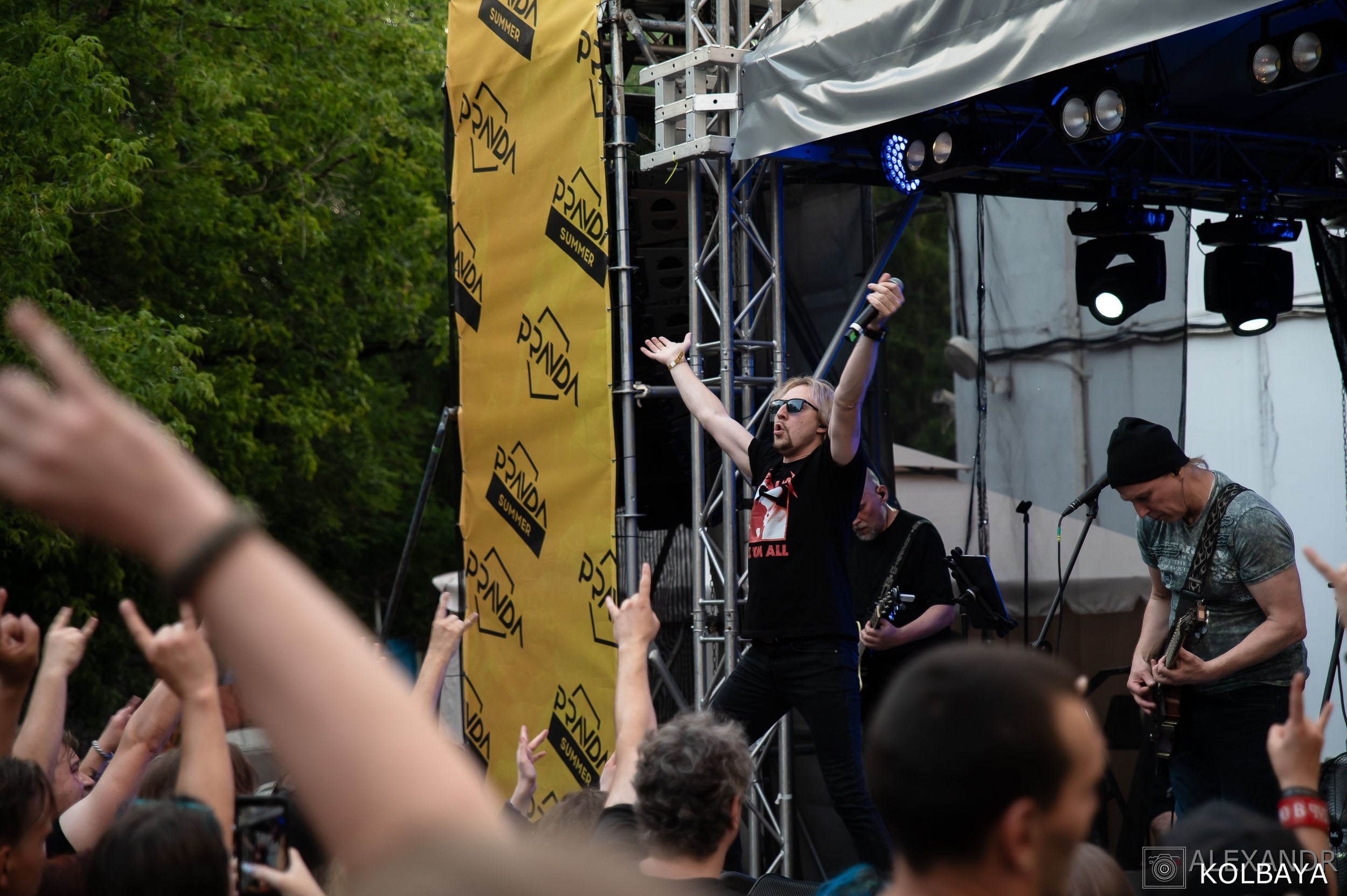Фоторепортаж с мэшап концерта группы Черный Обелиск 4 июля 2024 года. Концертный и театральный репортажный фотограф в Москве Александр Колбая
