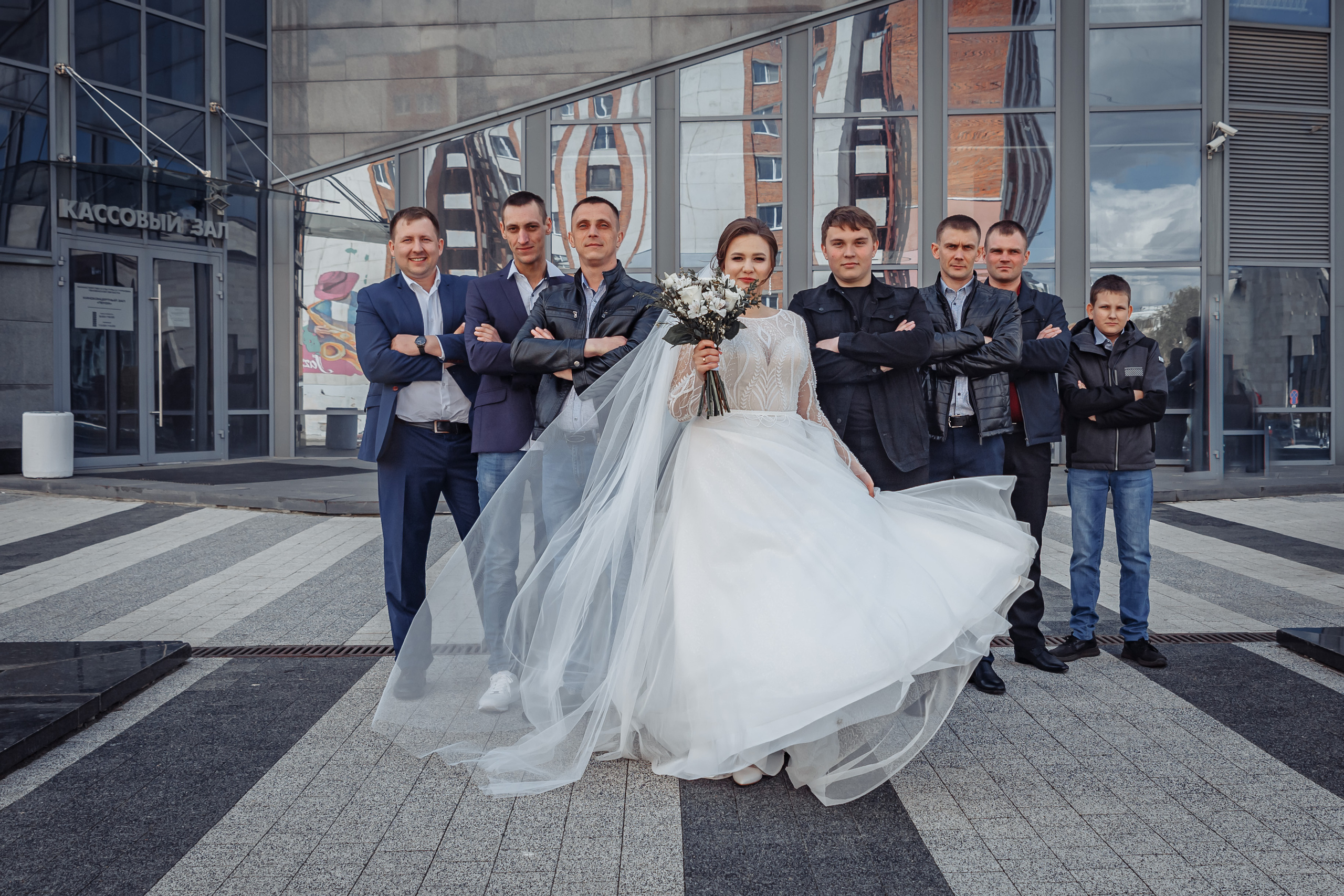 Свадебный фотограф Марина Суворова и видеооператор Олег Петров