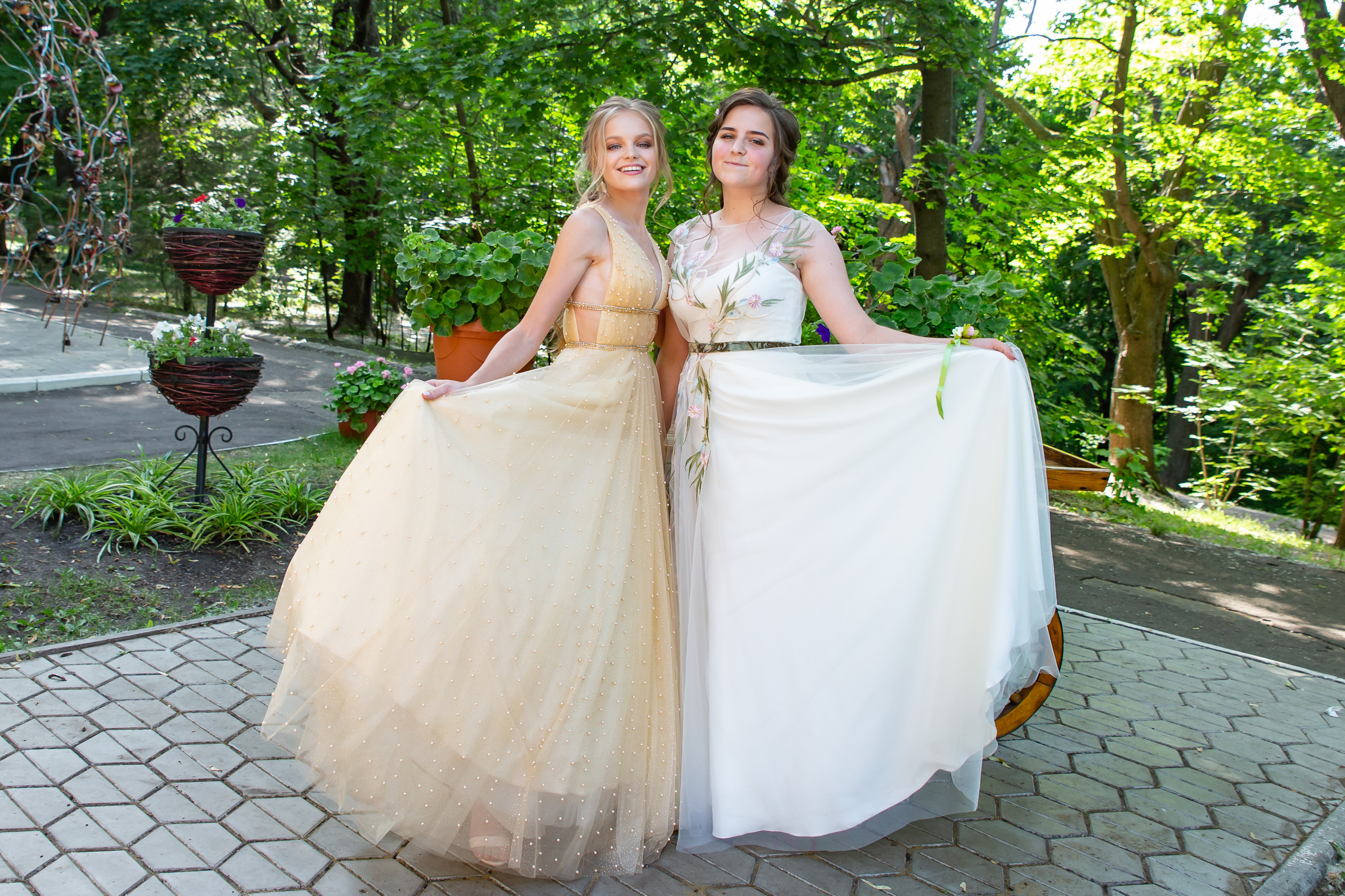 Школьная фото и видеосъёмка. Свадебный фотограф Марина Суворова и видеооператор Олег Петров