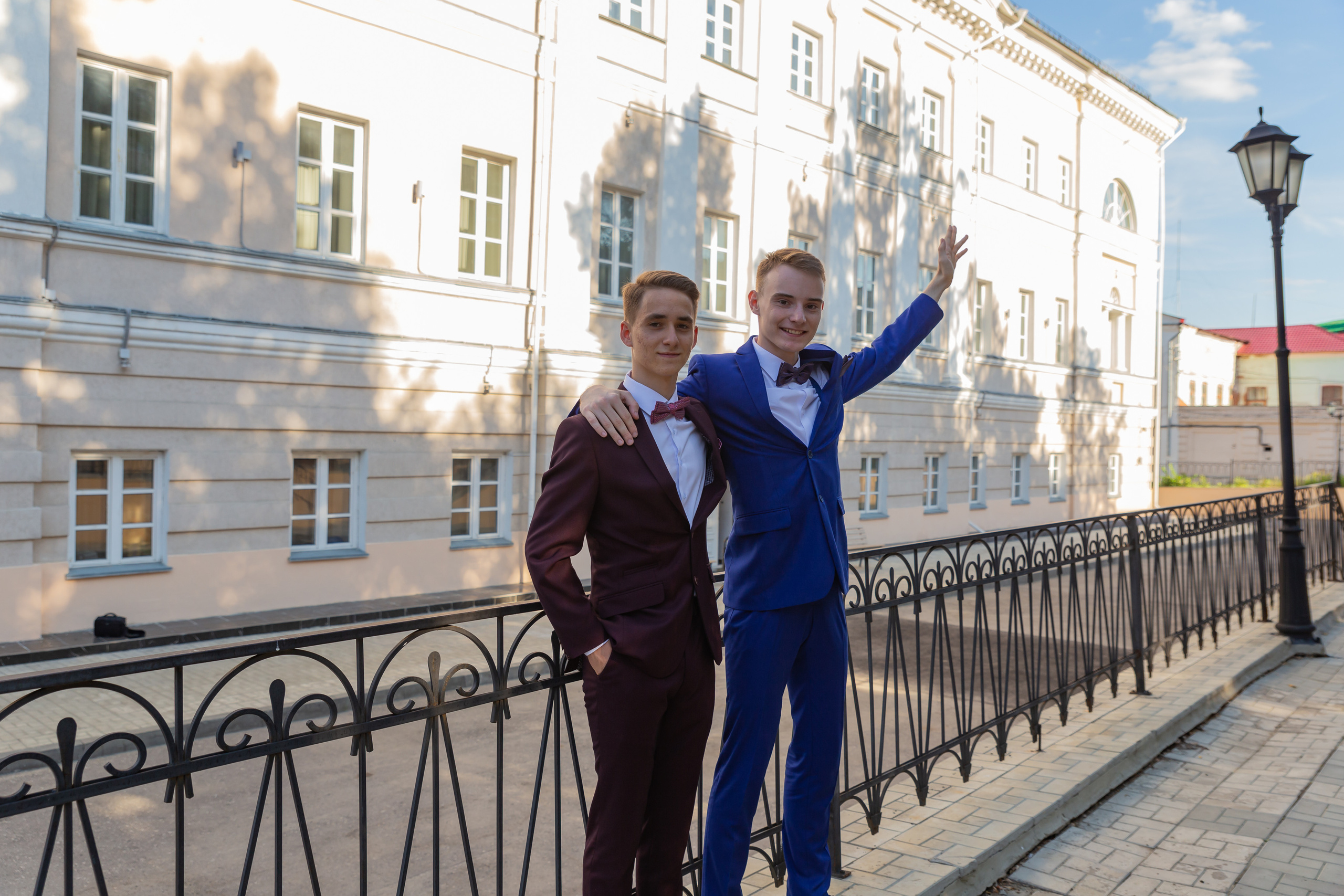 Школьная фото и видеосъёмка. Свадебный фотограф Марина Суворова и видеооператор Олег Петров