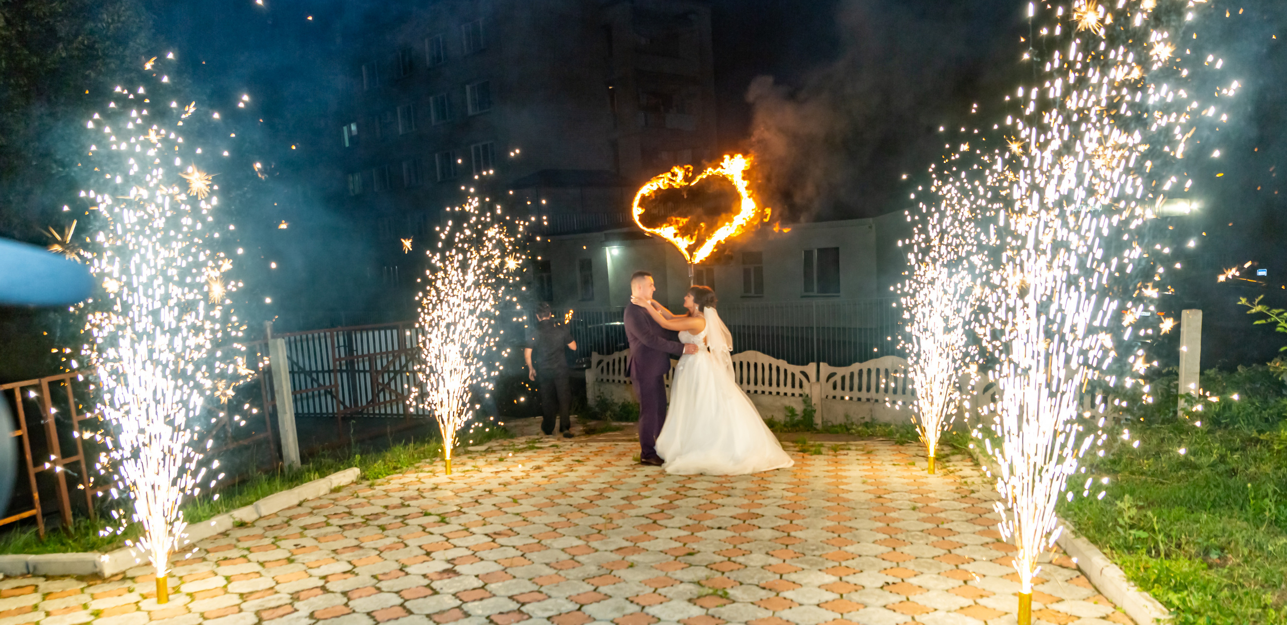 Свадебный фотограф Марина Суворова и видеооператор Олег Петров
