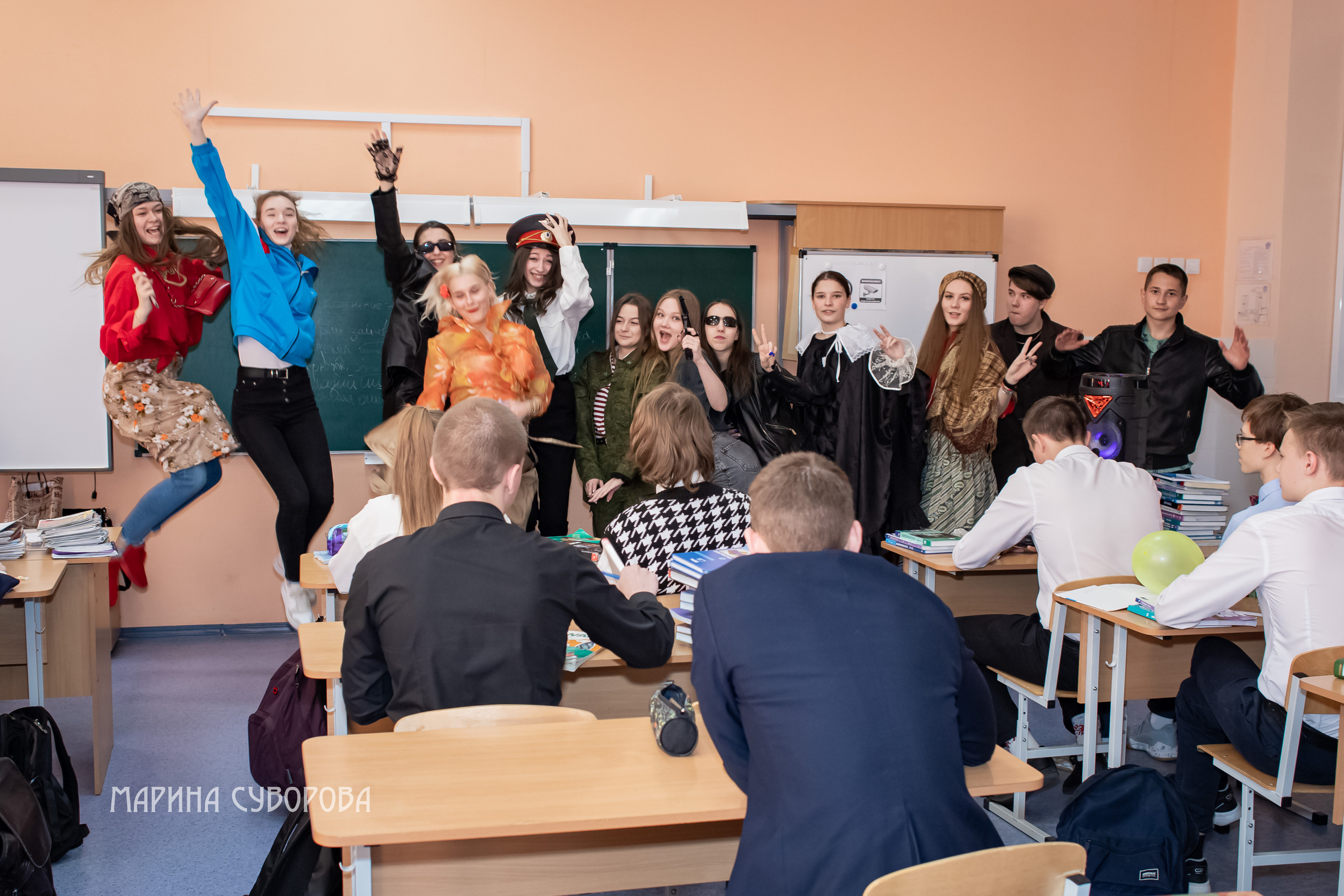 беспредел в школьном классе