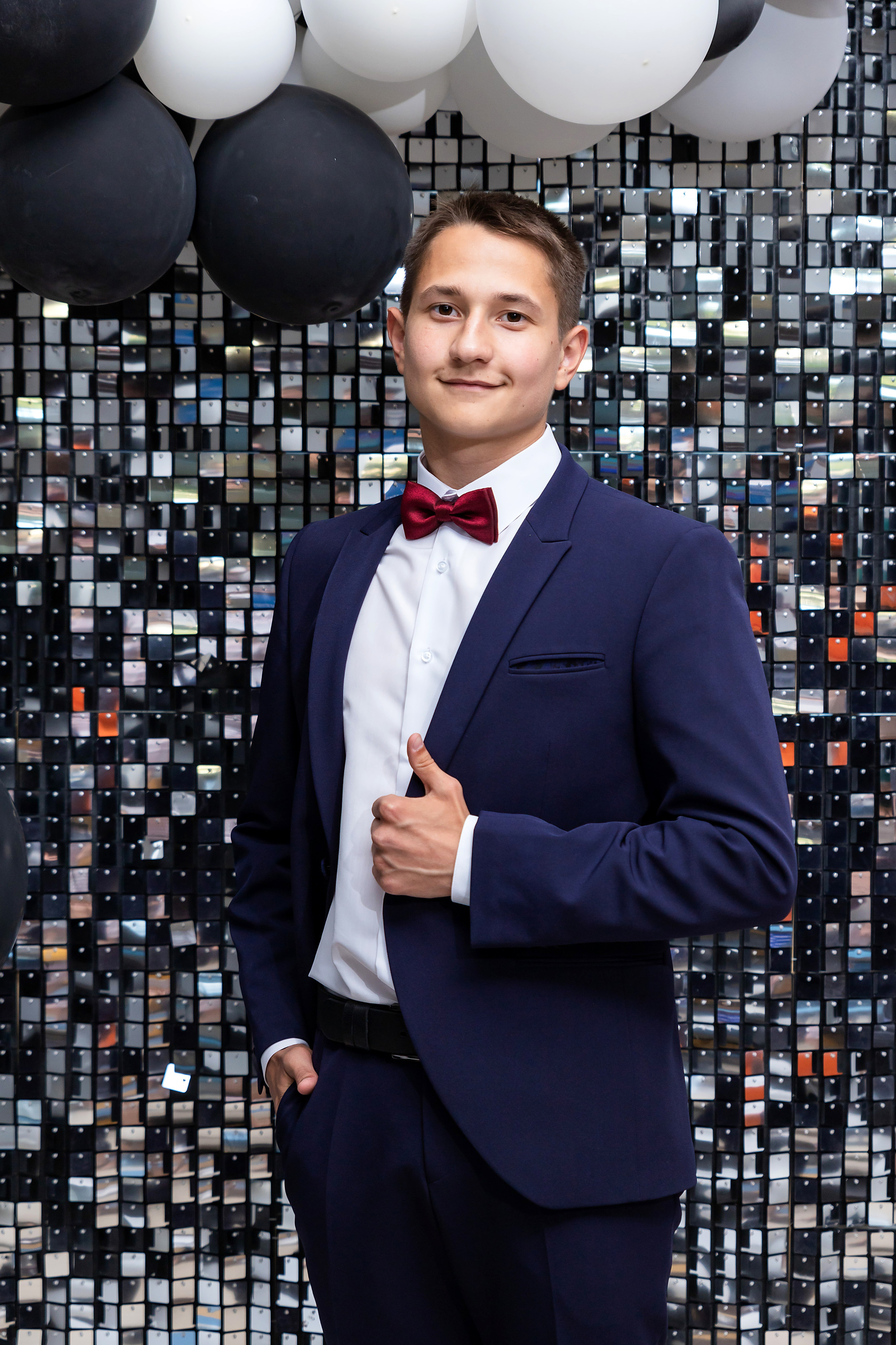 Школьная фото и видеосъёмка. Свадебный фотограф Марина Суворова и видеооператор Олег Петров