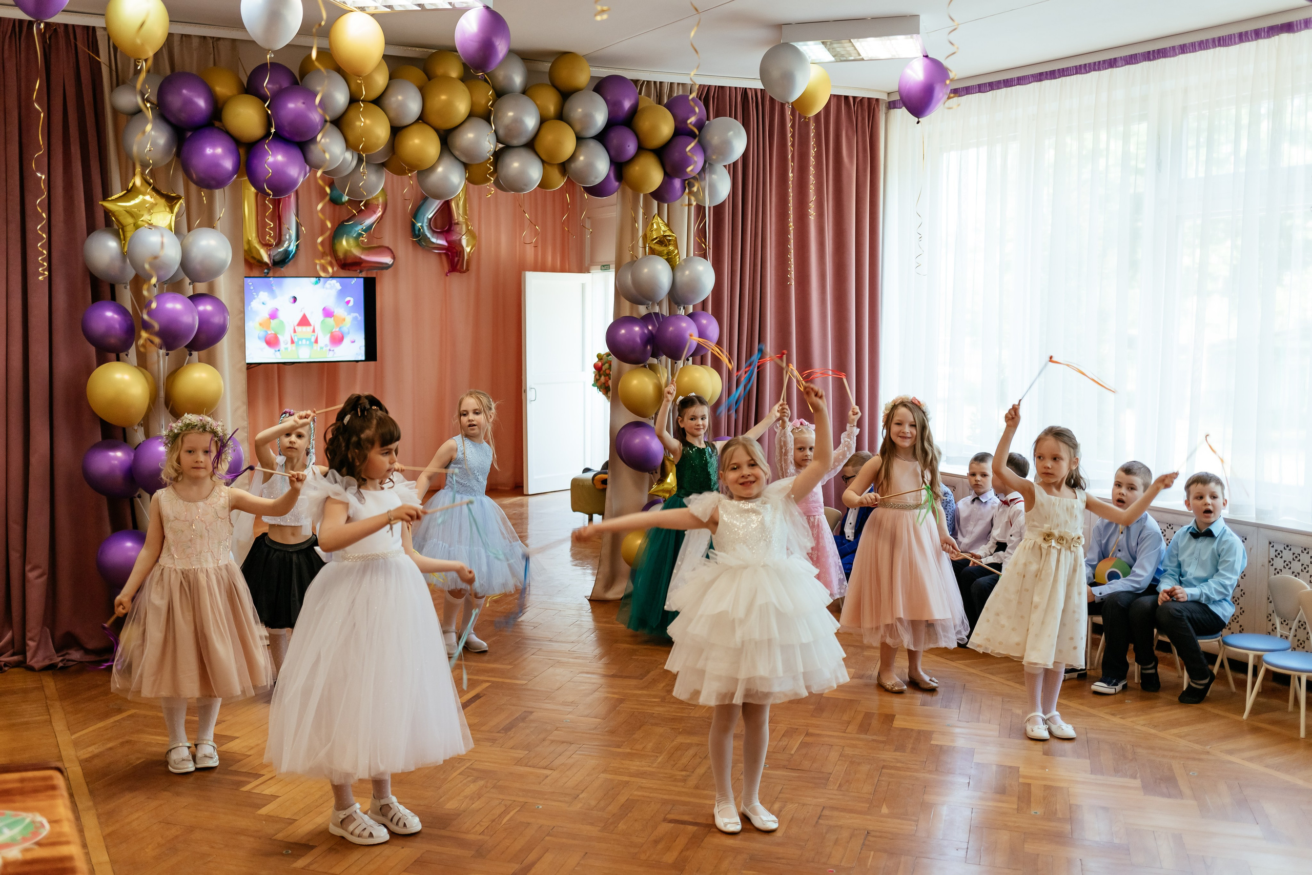 Праздник в детском саду. Семейный фотограф в Минске Приболовец Светлана