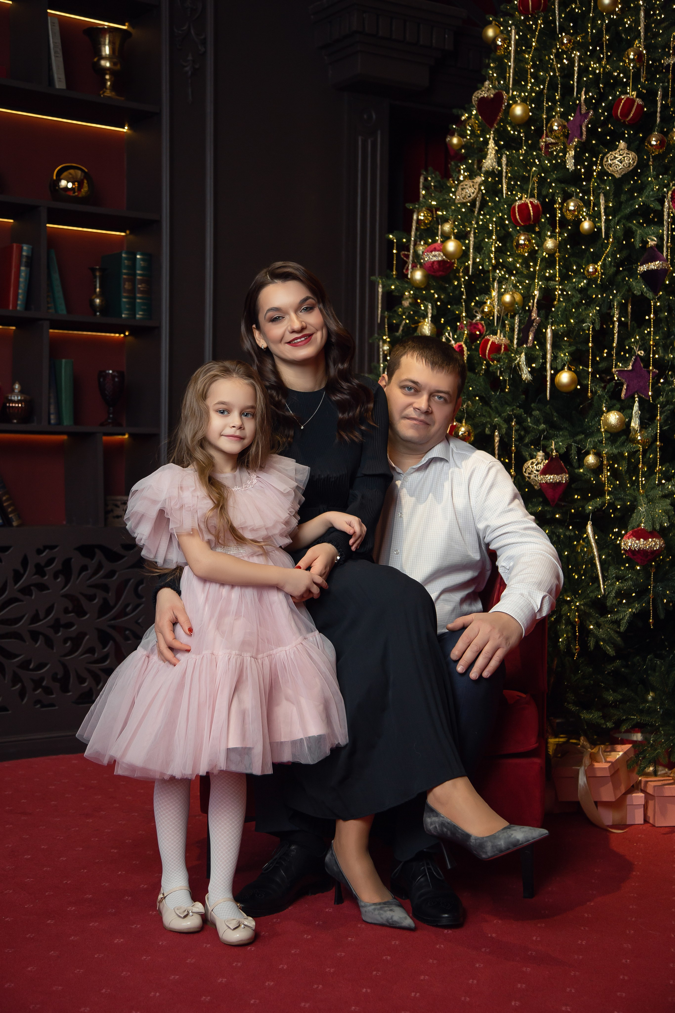 Семейная фотосессия в Москве - тёплые кадры с детьми и новогодние образы | Анна Татаурова. Фотограф Анна Татаурова | Авторская фотосъемка в Москве