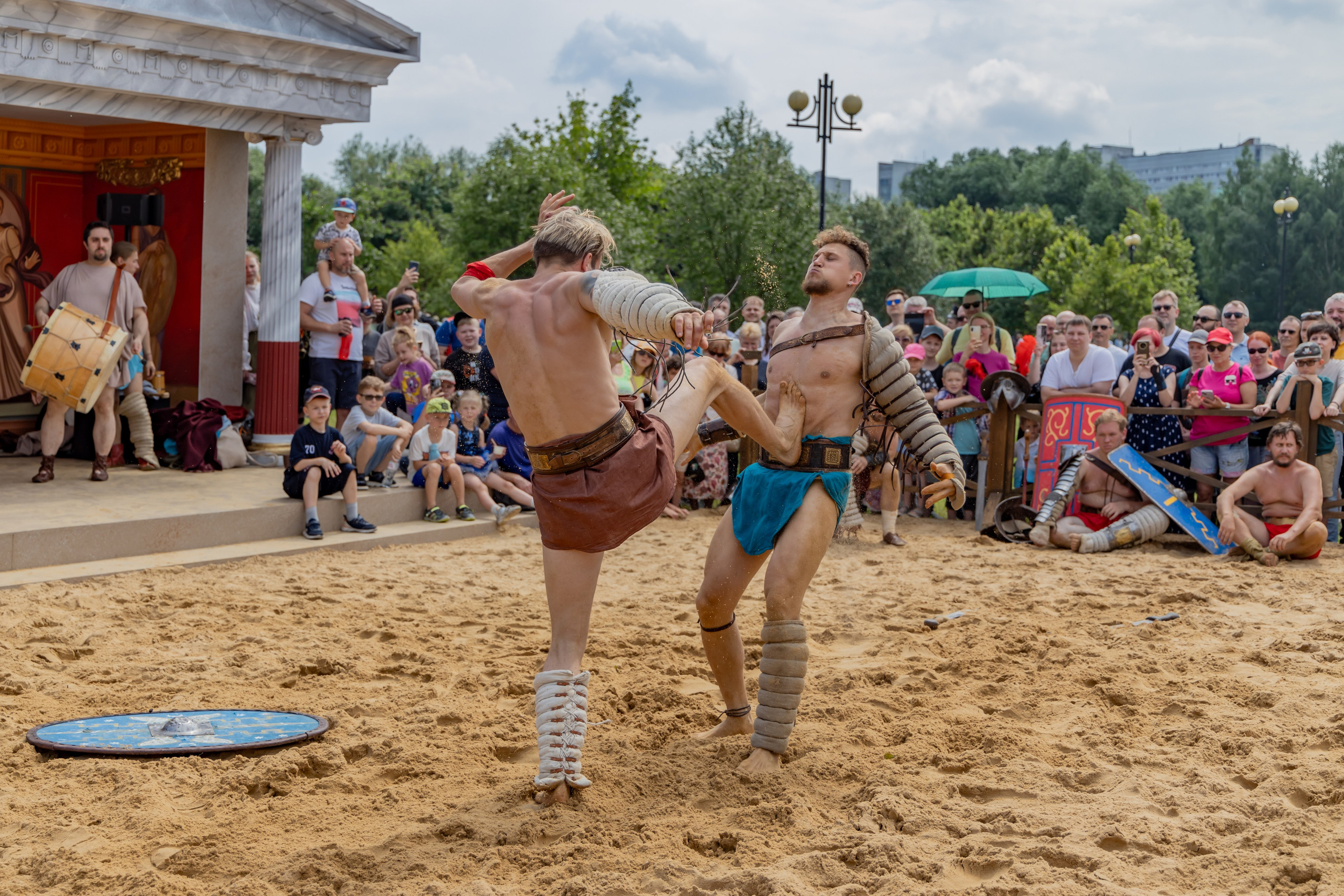 Времена и эпохи 2024. Ростокинский акведук. Площадка Античность. Репортажный, семейный и студийный фотограф в Москве Демин Алексей